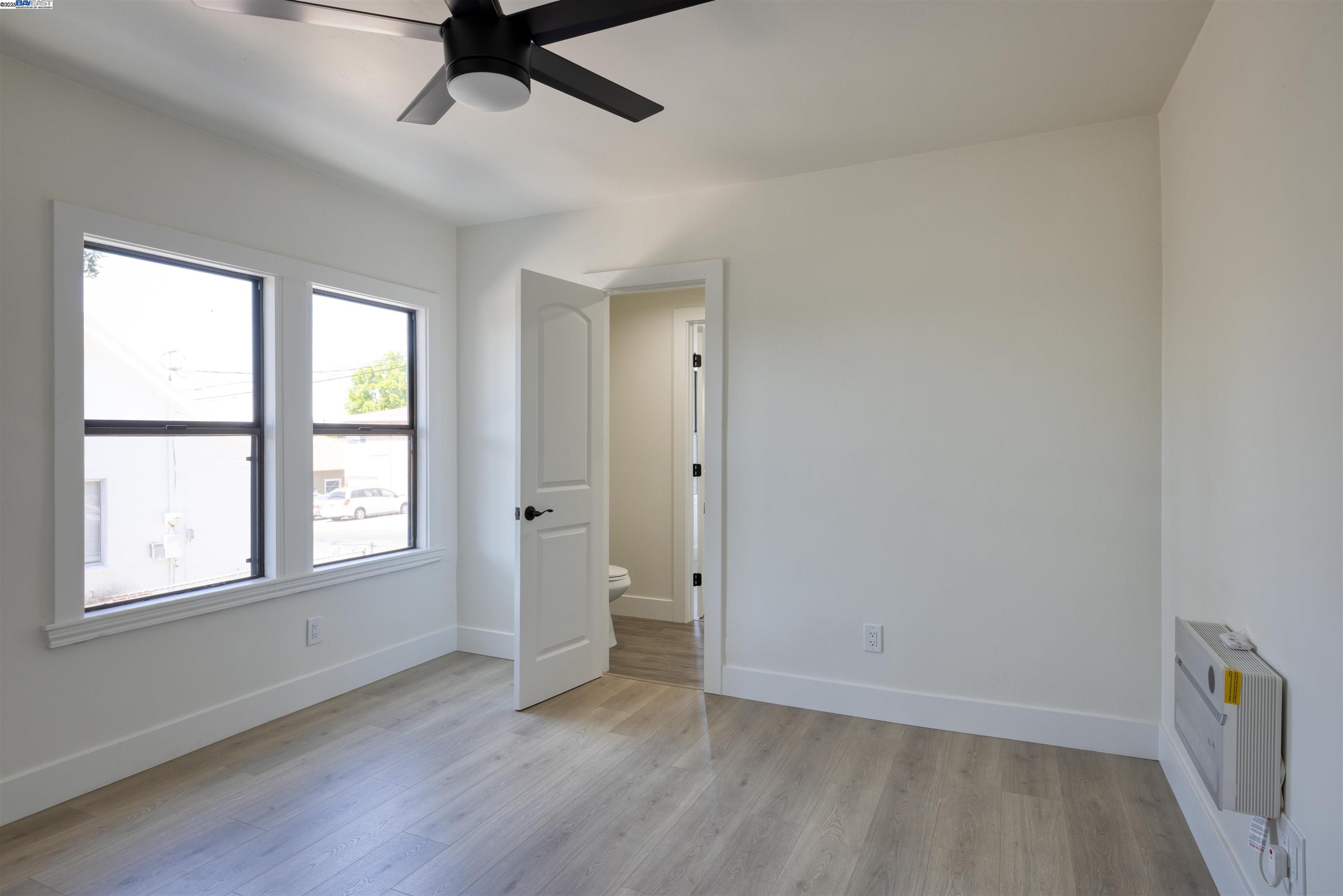Detail Gallery Image 12 of 29 For 2440 Monticello Ave, Oakland,  CA 94601 - 3 Beds | 1/1 Baths