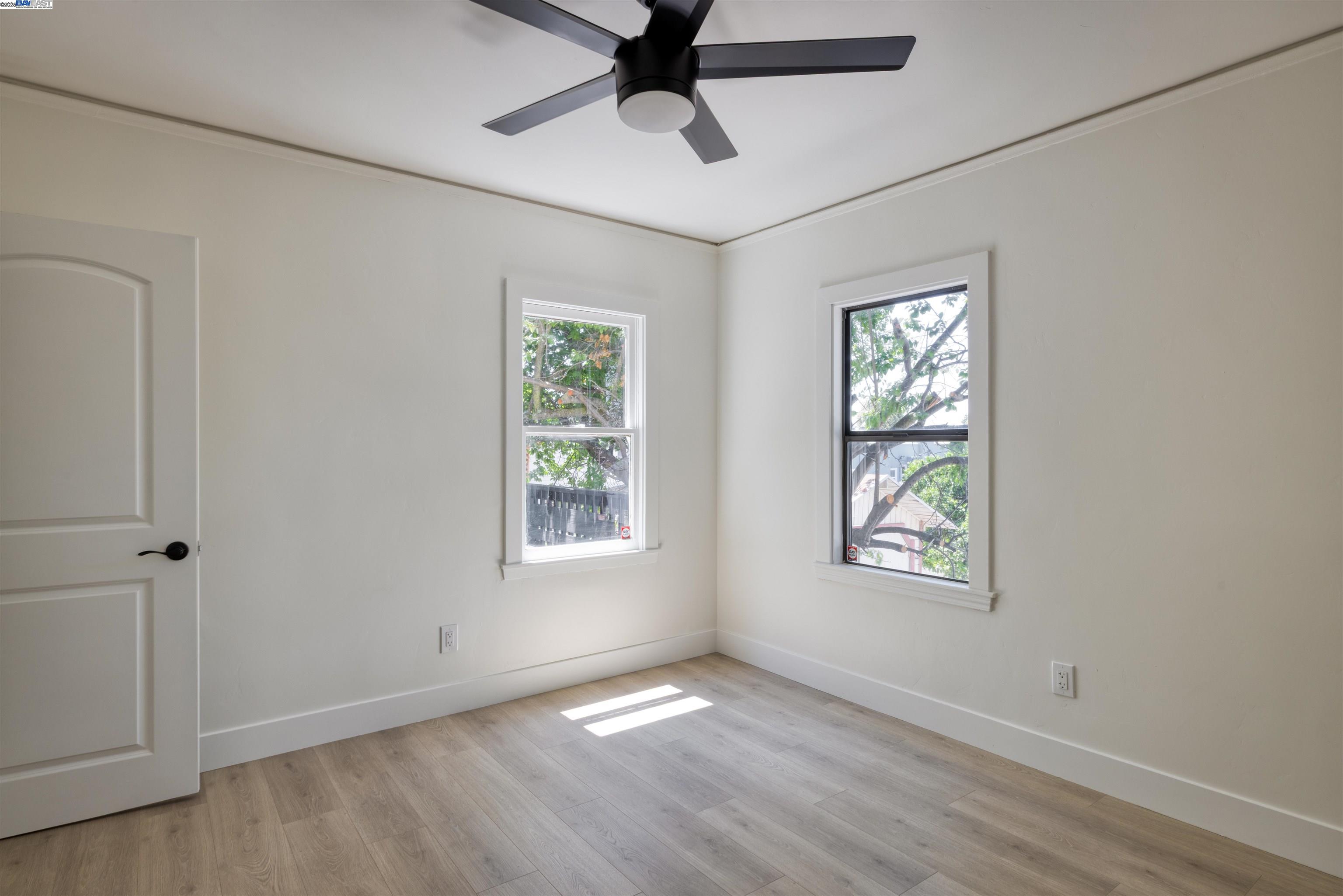 Detail Gallery Image 9 of 29 For 2440 Monticello Ave, Oakland,  CA 94601 - 3 Beds | 1/1 Baths