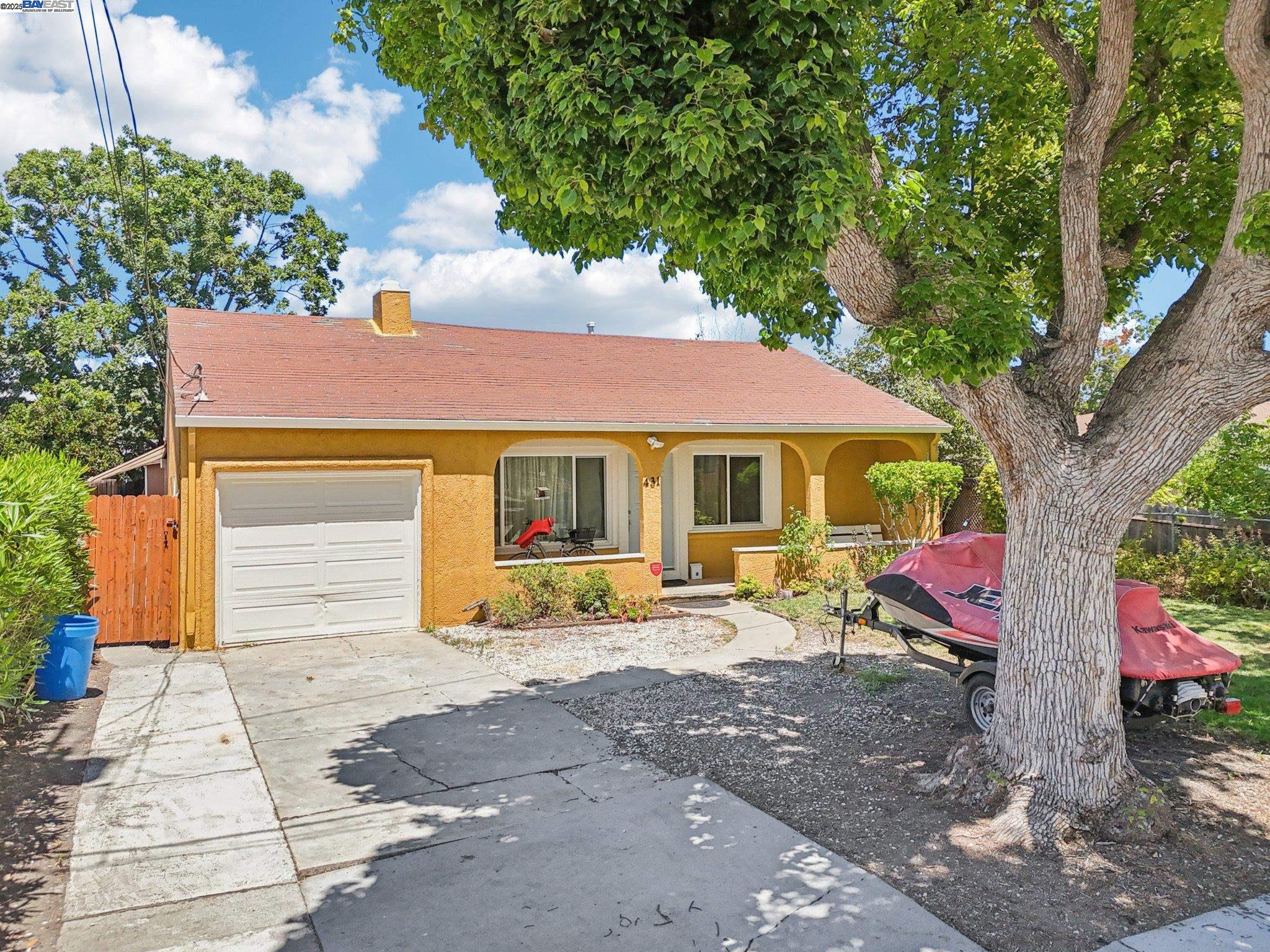 Detail Gallery Image 27 of 39 For 431 Hamilton Ave, Menlo Park,  CA 94025 - 3 Beds | 1 Baths