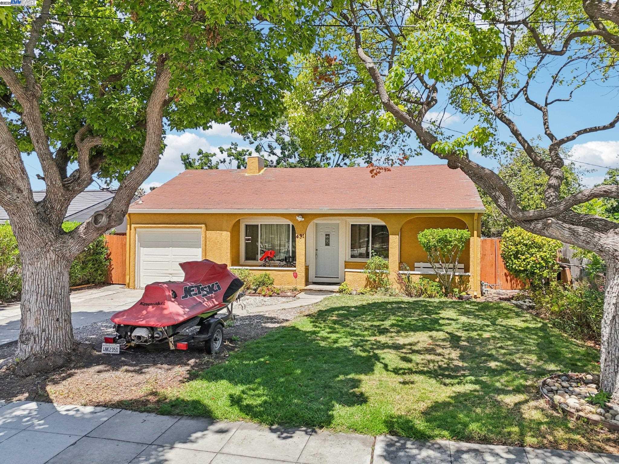 Detail Gallery Image 29 of 39 For 431 Hamilton Ave, Menlo Park,  CA 94025 - 3 Beds | 1 Baths