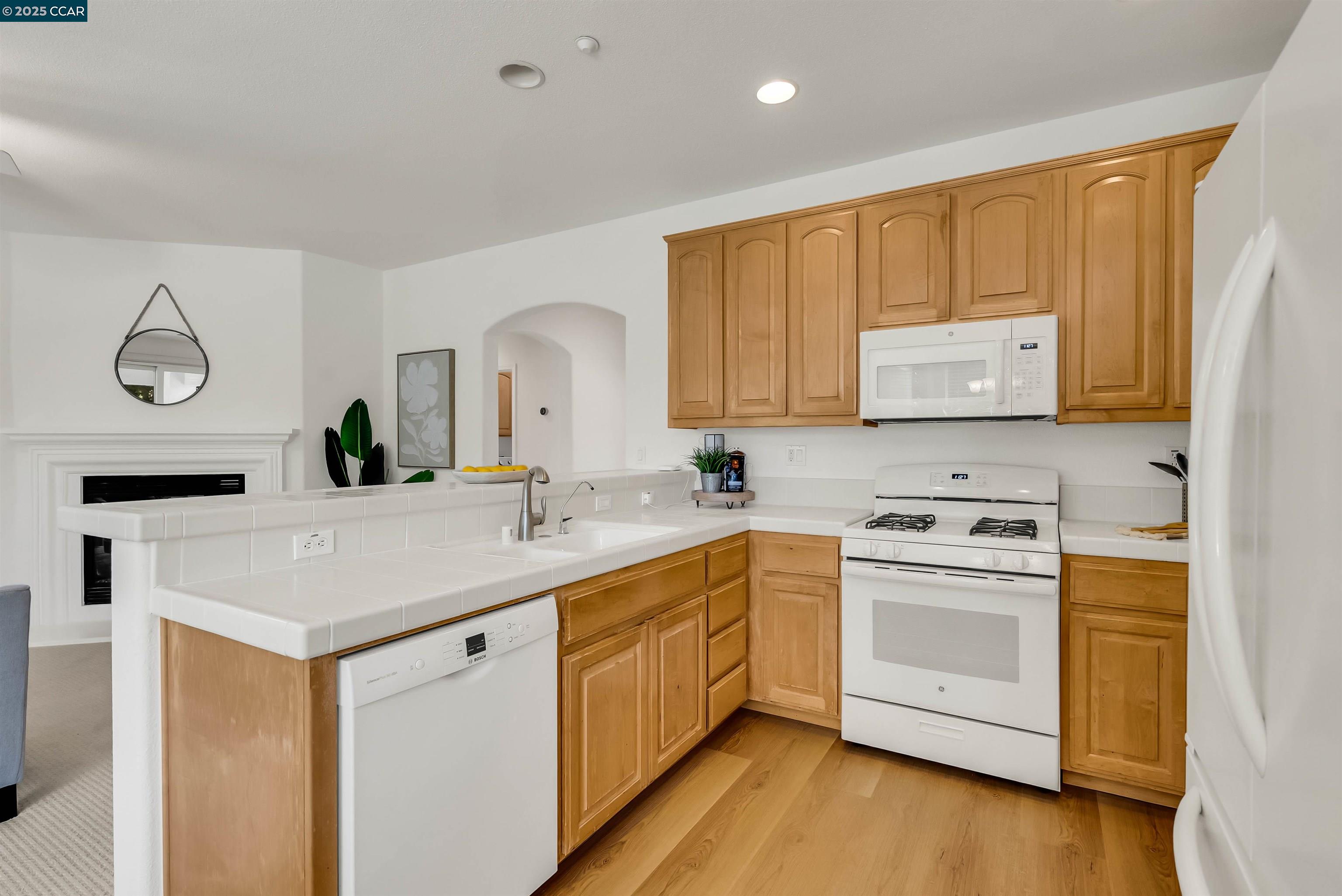 Detail Gallery Image 11 of 50 For 1013 Jay Jay Pl, Brentwood,  CA 94513 - 2 Beds | 2 Baths