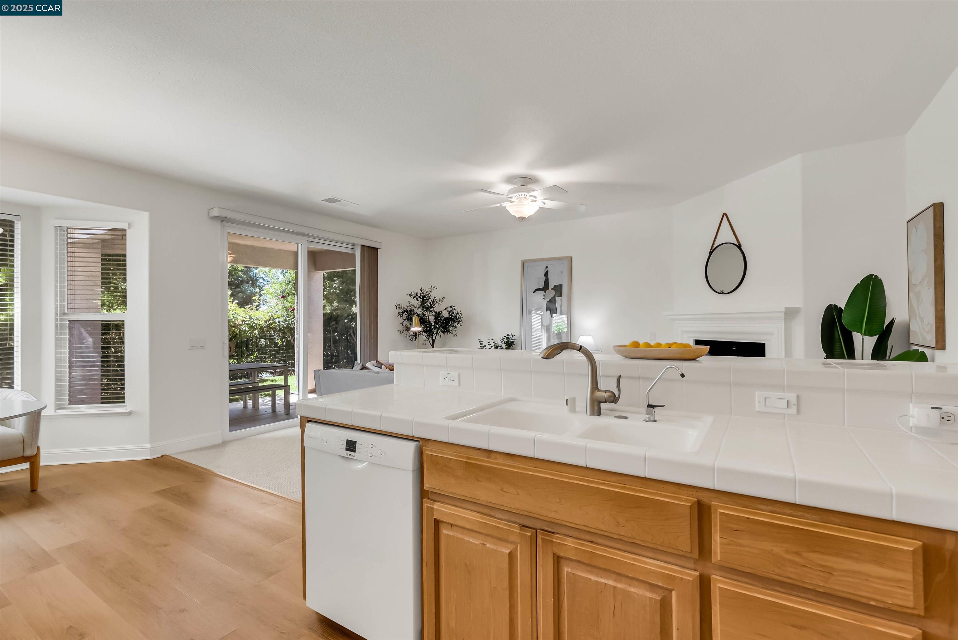 Detail Gallery Image 12 of 50 For 1013 Jay Jay Pl, Brentwood,  CA 94513 - 2 Beds | 2 Baths