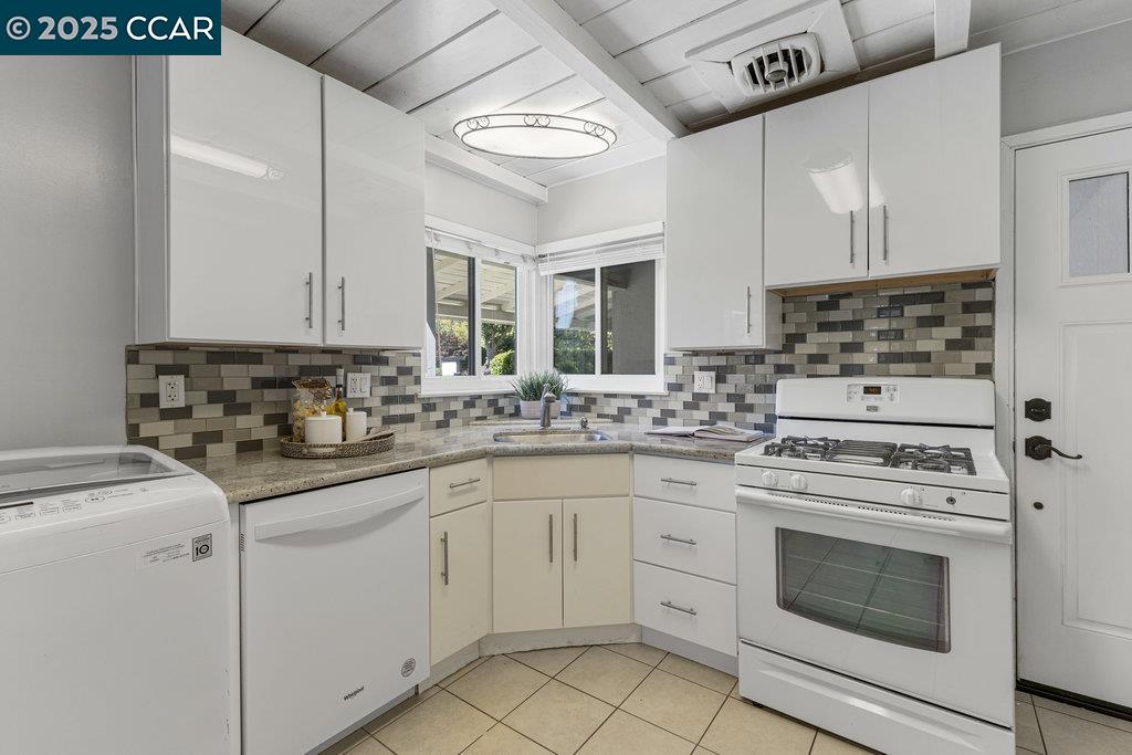 Detail Gallery Image 14 of 29 For 200 El Dorado Ave #12,  Danville,  CA 94526 - 2 Beds | 1 Baths