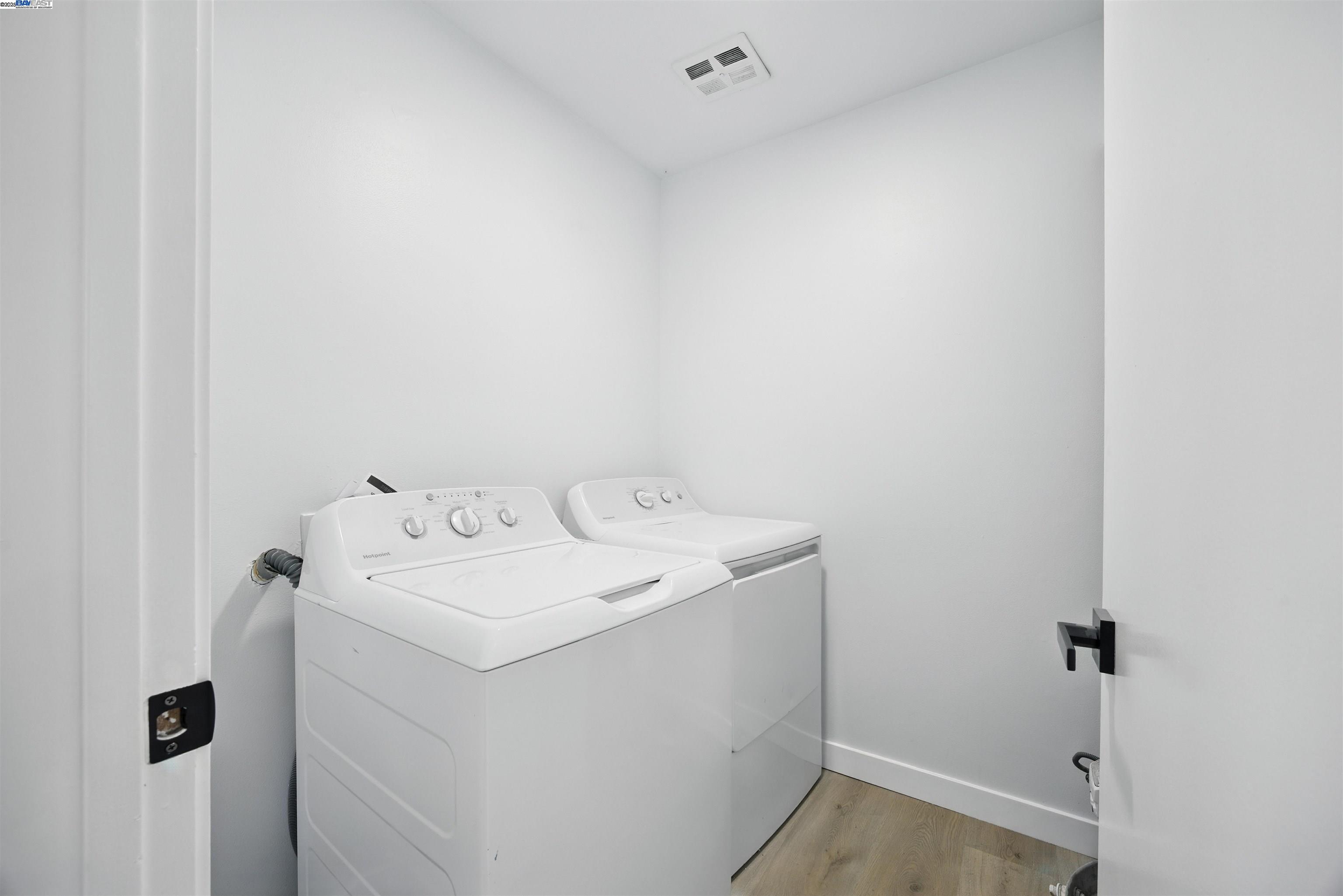 Detail Gallery Image 19 of 24 For 3200 Fiji Ln, Alameda,  CA 94502 - 2 Beds | 2 Baths