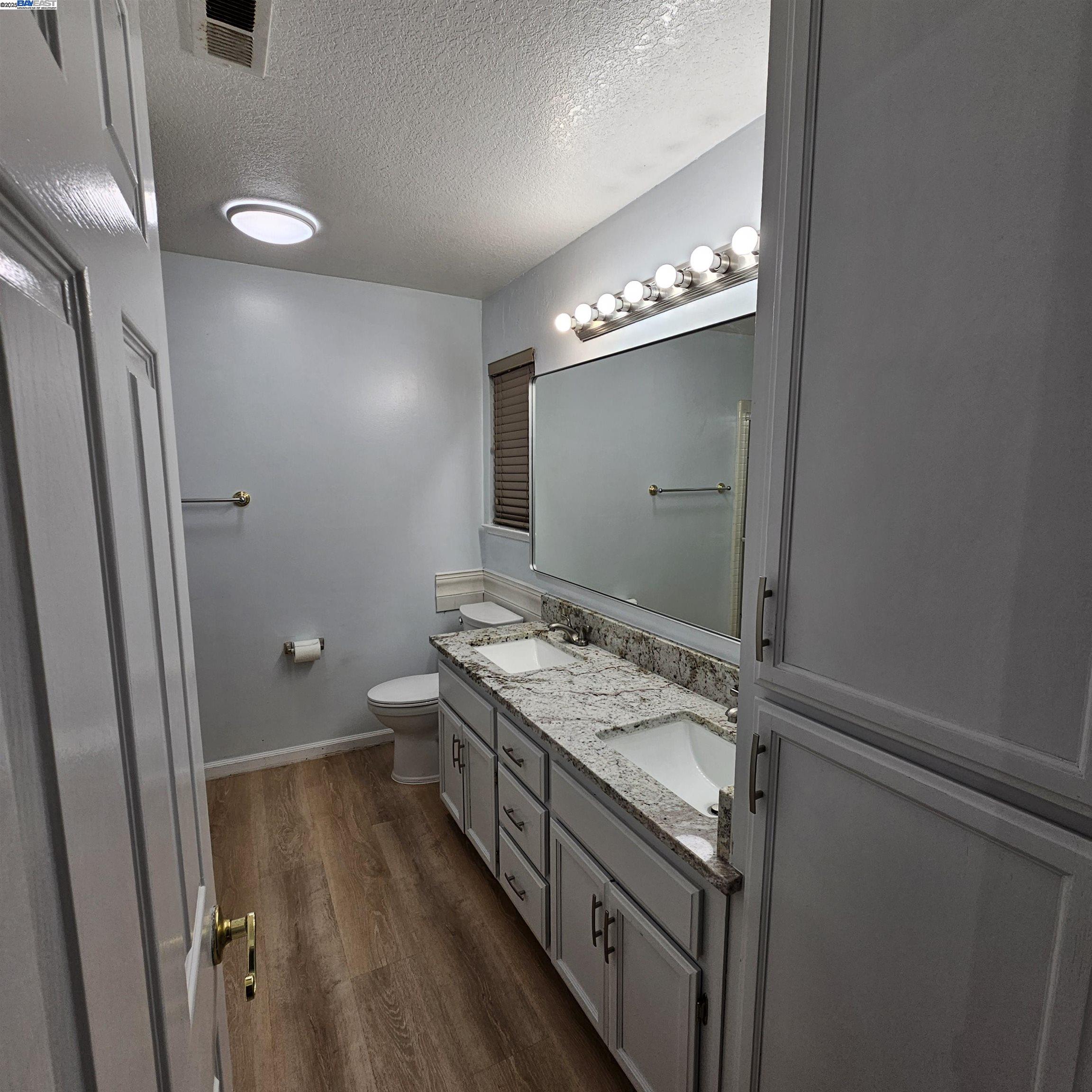 Detail Gallery Image 10 of 18 For 2525 Travao Ln, Tracy,  CA 95376 - 3 Beds | 2 Baths