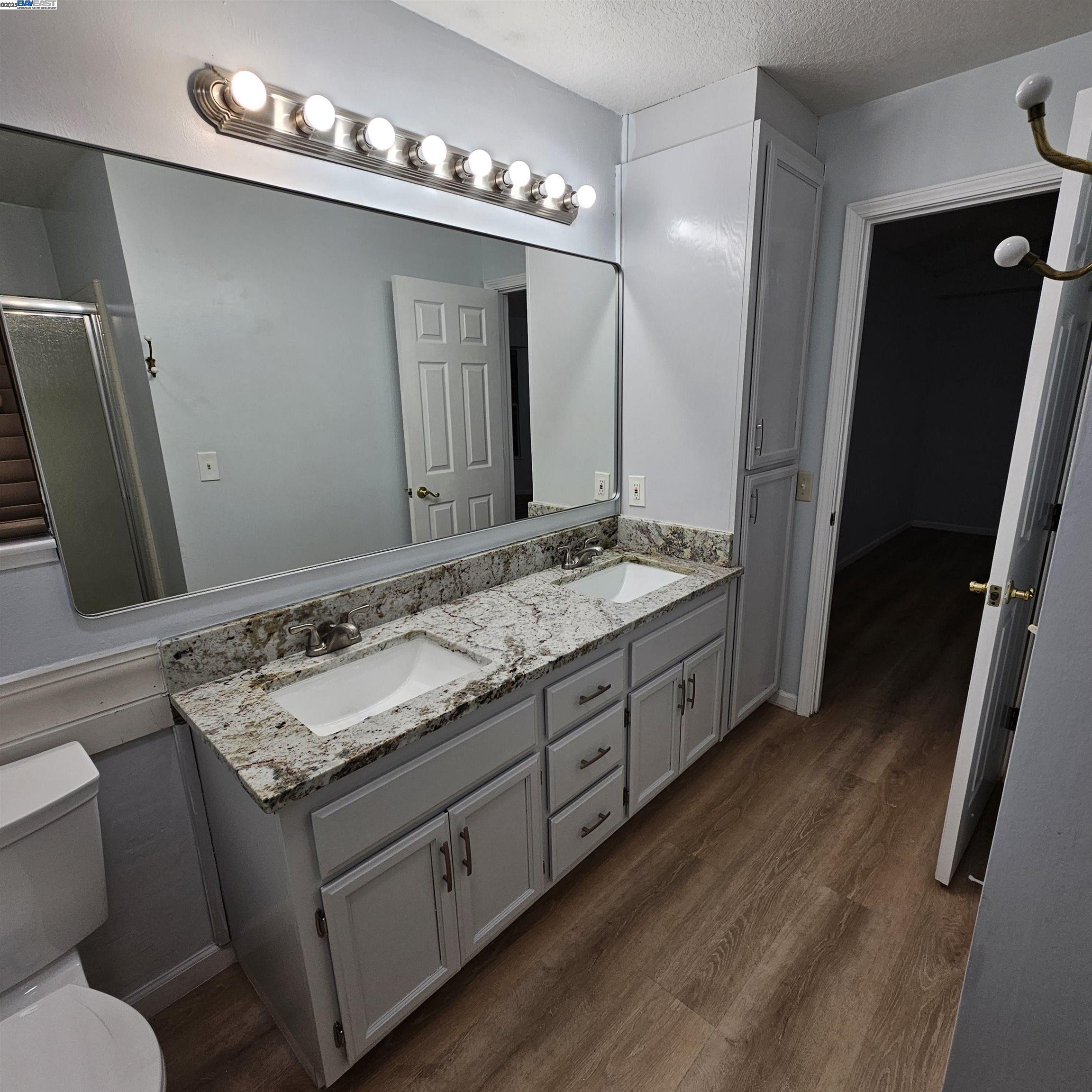 Detail Gallery Image 11 of 18 For 2525 Travao Ln, Tracy,  CA 95376 - 3 Beds | 2 Baths