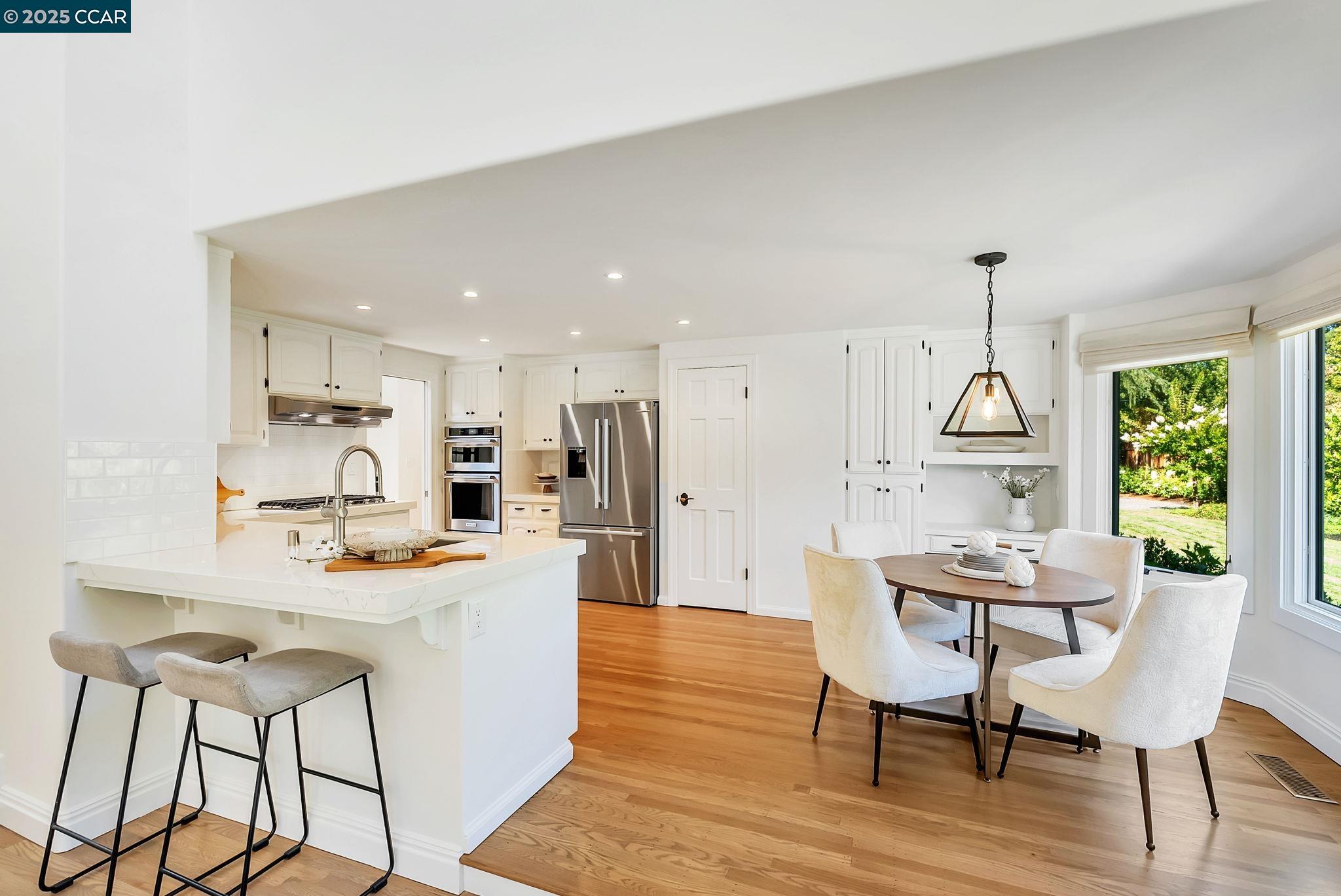 Detail Gallery Image 19 of 60 For 21 Carriage Ct, Alamo,  CA 94507 - 4 Beds | 2/1 Baths