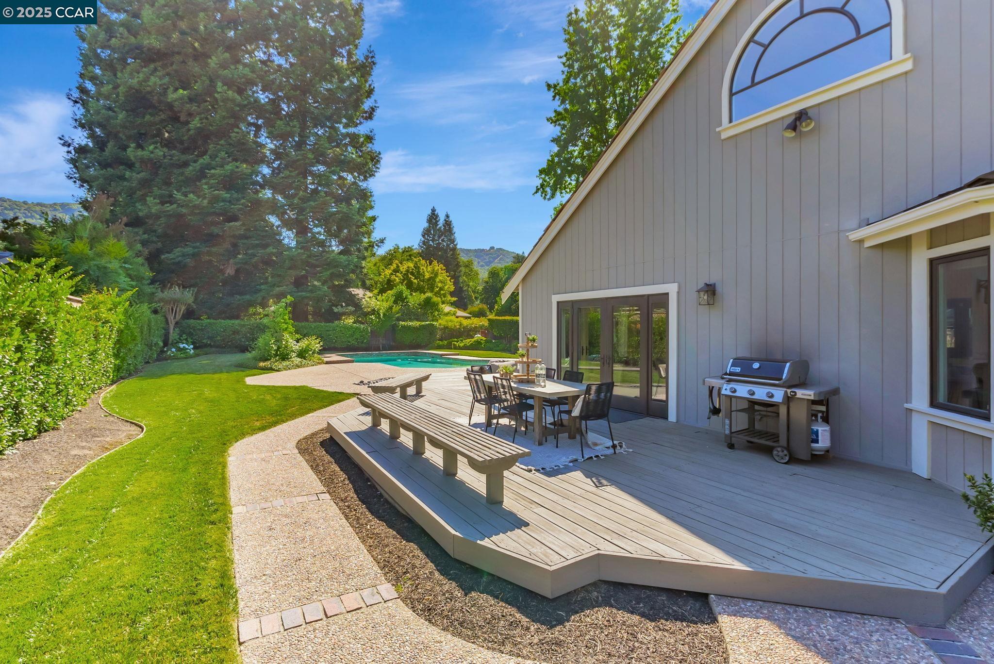 Detail Gallery Image 42 of 60 For 21 Carriage Ct, Alamo,  CA 94507 - 4 Beds | 2/1 Baths