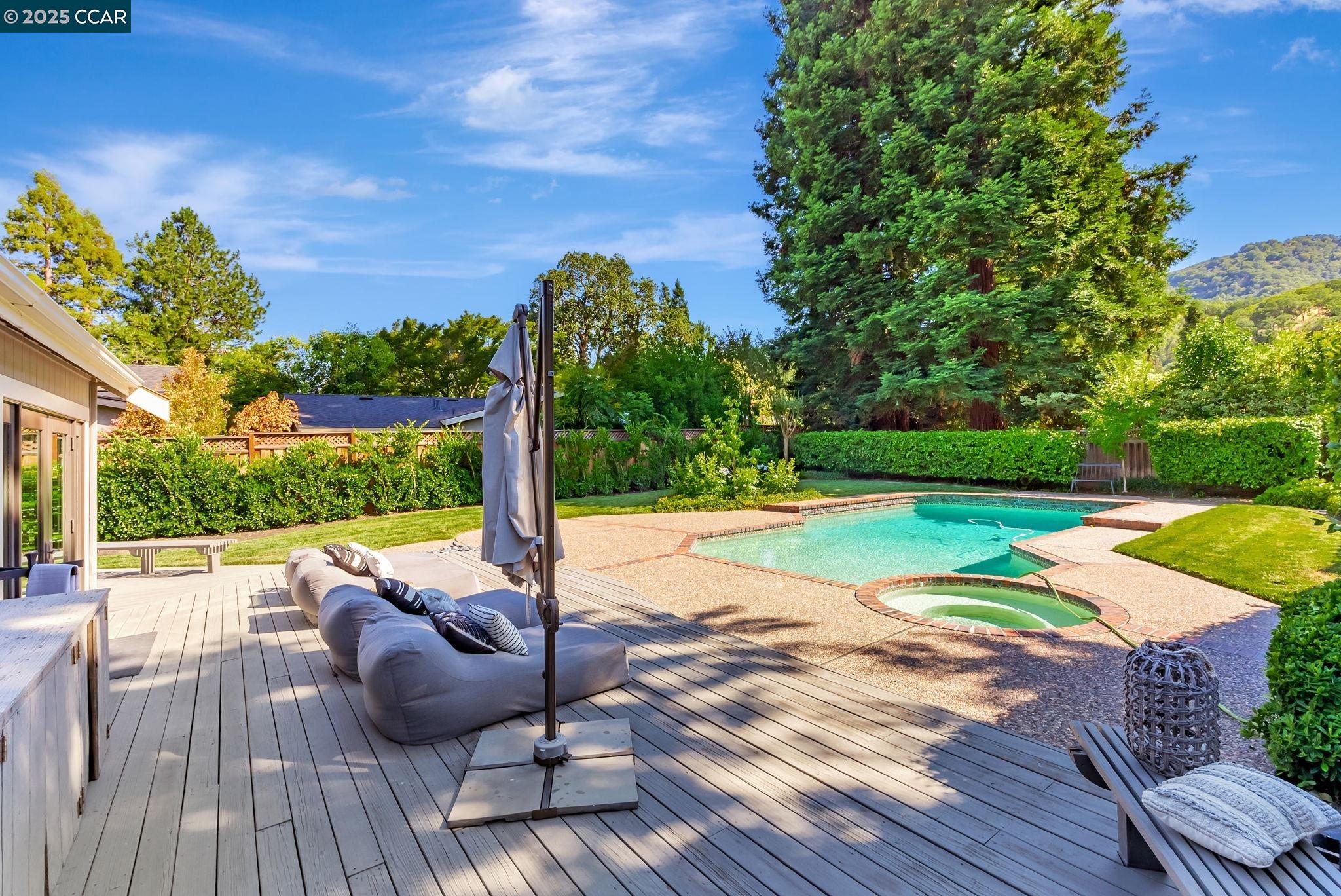 Detail Gallery Image 45 of 60 For 21 Carriage Ct, Alamo,  CA 94507 - 4 Beds | 2/1 Baths
