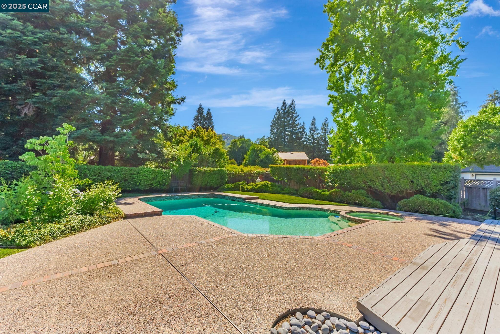 Detail Gallery Image 50 of 60 For 21 Carriage Ct, Alamo,  CA 94507 - 4 Beds | 2/1 Baths