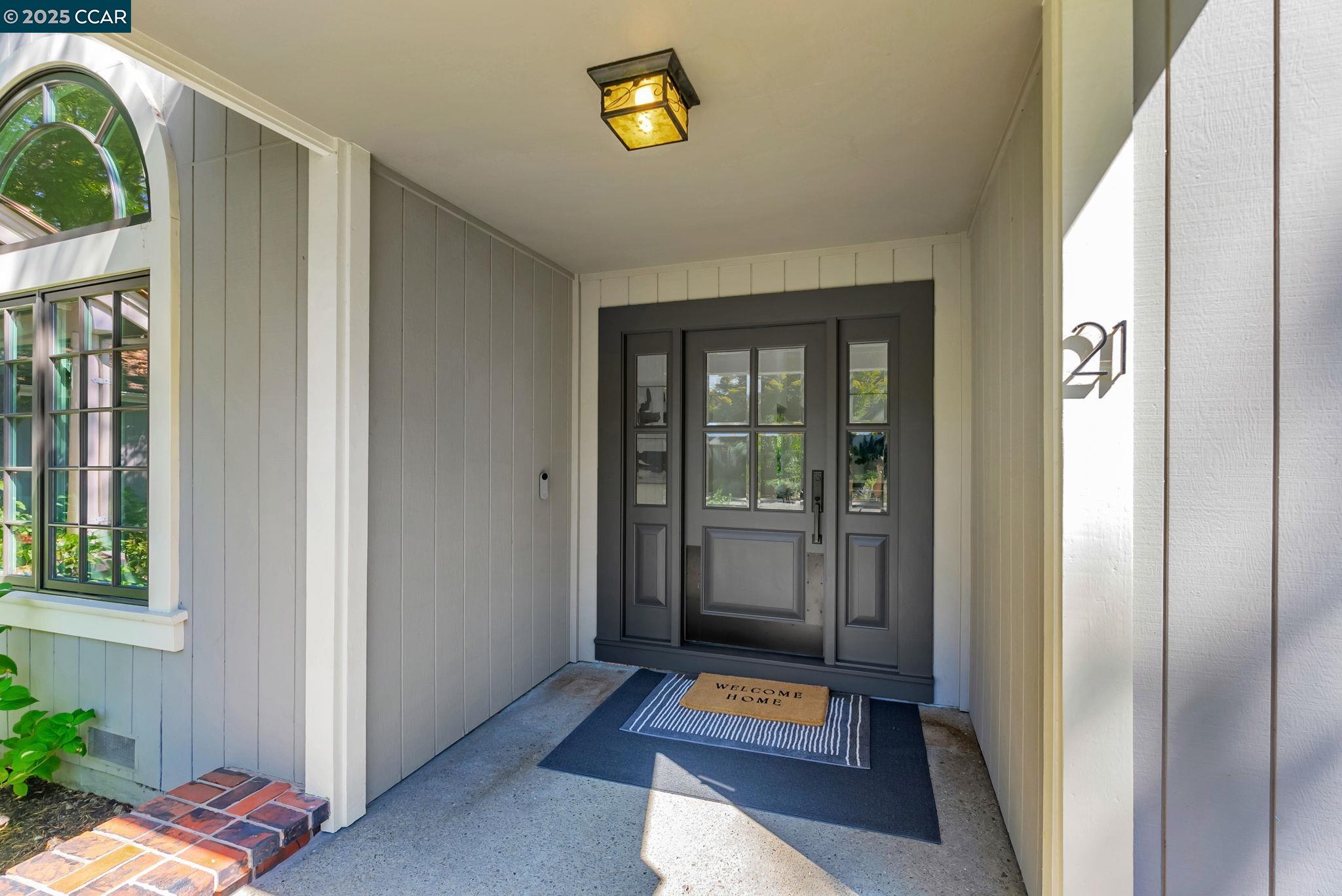 Detail Gallery Image 6 of 60 For 21 Carriage Ct, Alamo,  CA 94507 - 4 Beds | 2/1 Baths