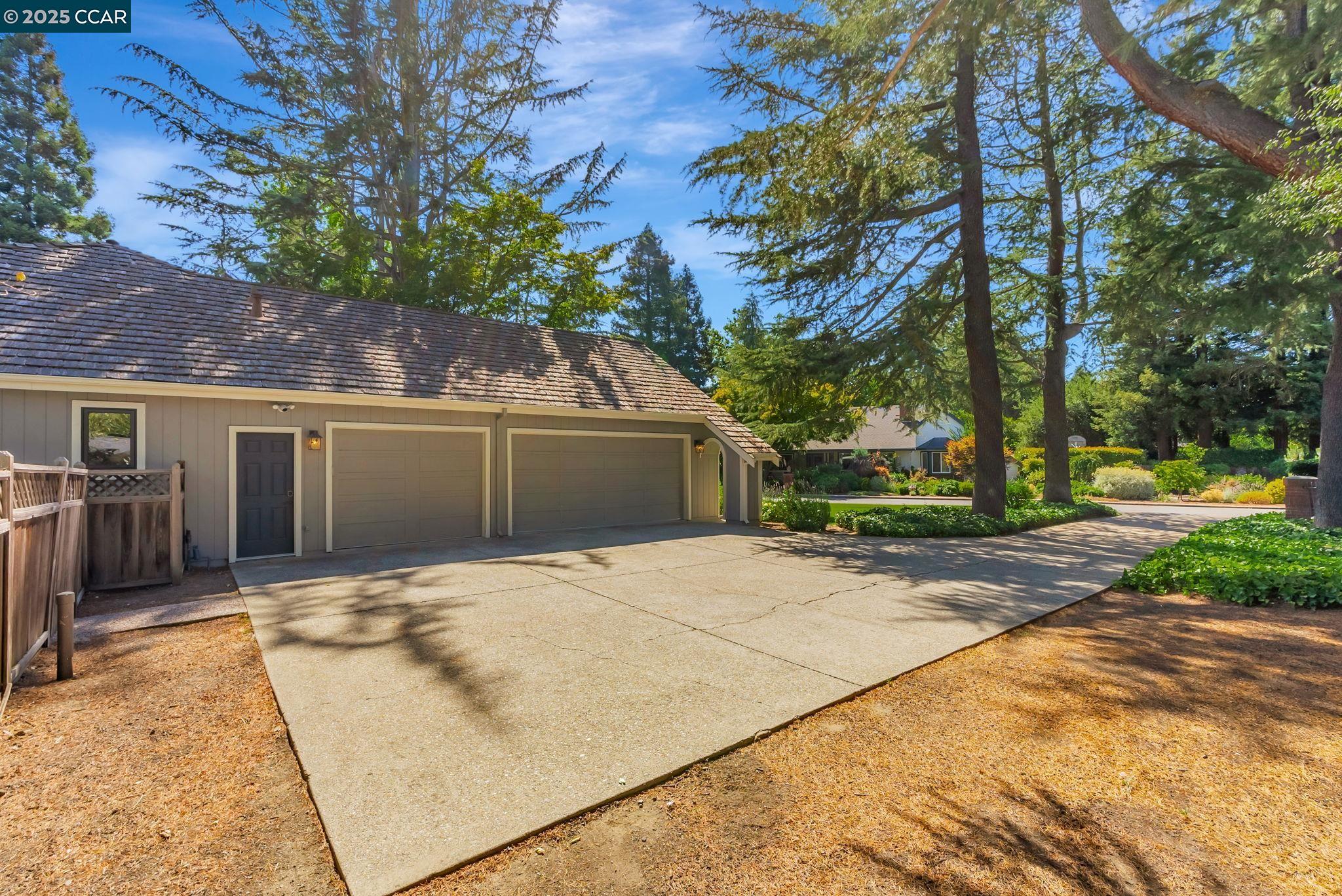 Detail Gallery Image 56 of 60 For 21 Carriage Ct, Alamo,  CA 94507 - 4 Beds | 2/1 Baths