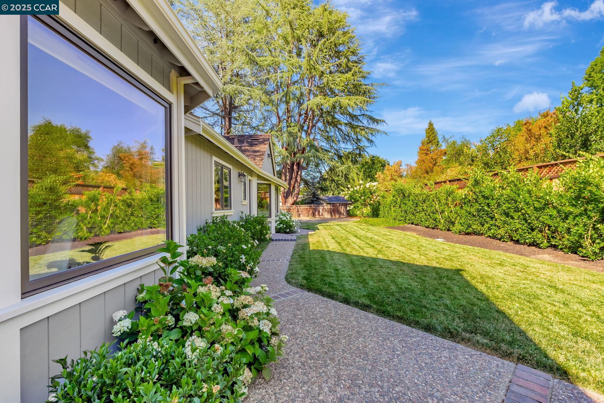 Detail Gallery Image 60 of 60 For 21 Carriage Ct, Alamo,  CA 94507 - 4 Beds | 2/1 Baths