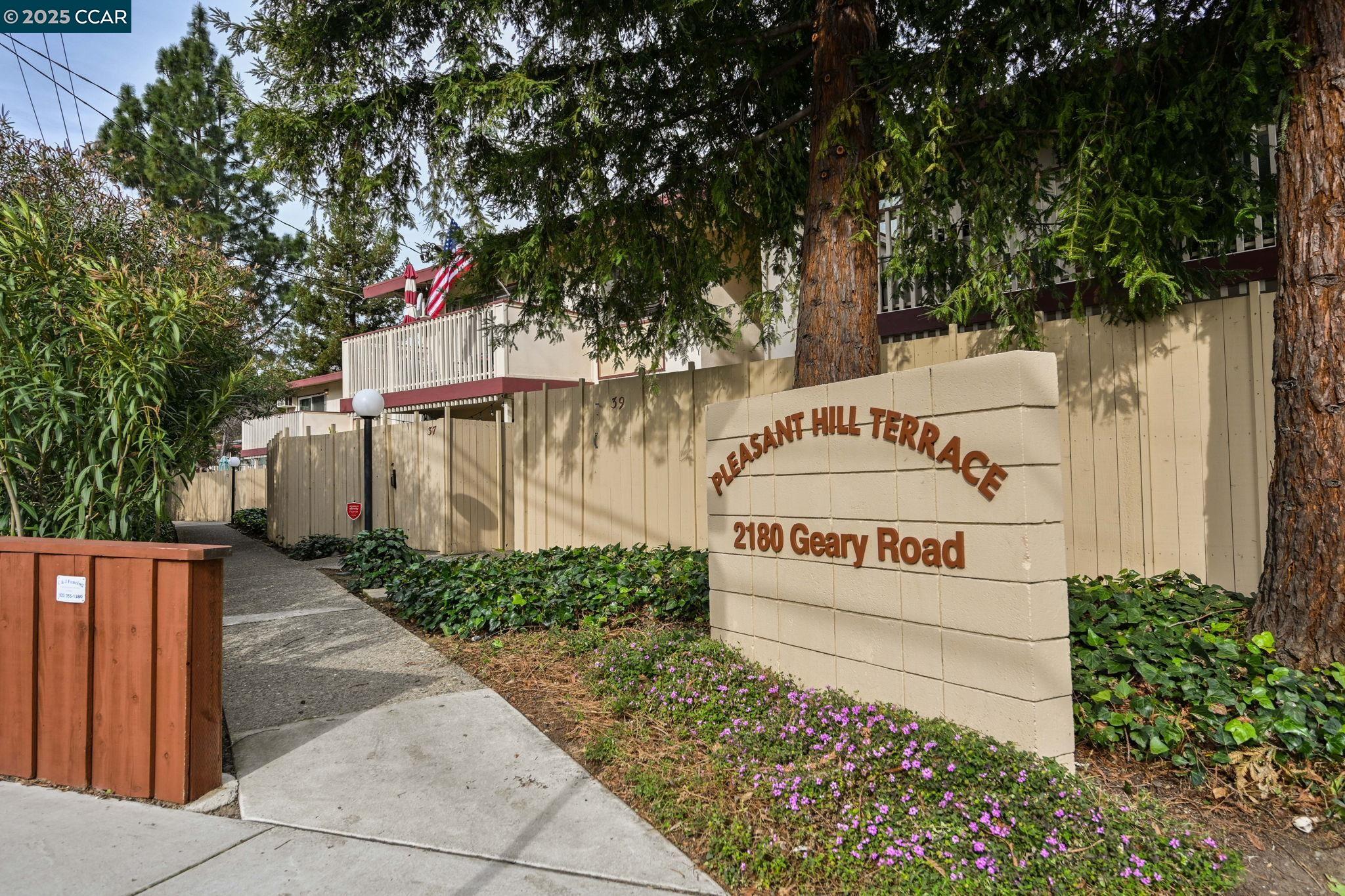 Detail Gallery Image 20 of 21 For 2180 Geary Rd #20,  Pleasant Hill,  CA 94523 - 2 Beds | 1 Baths