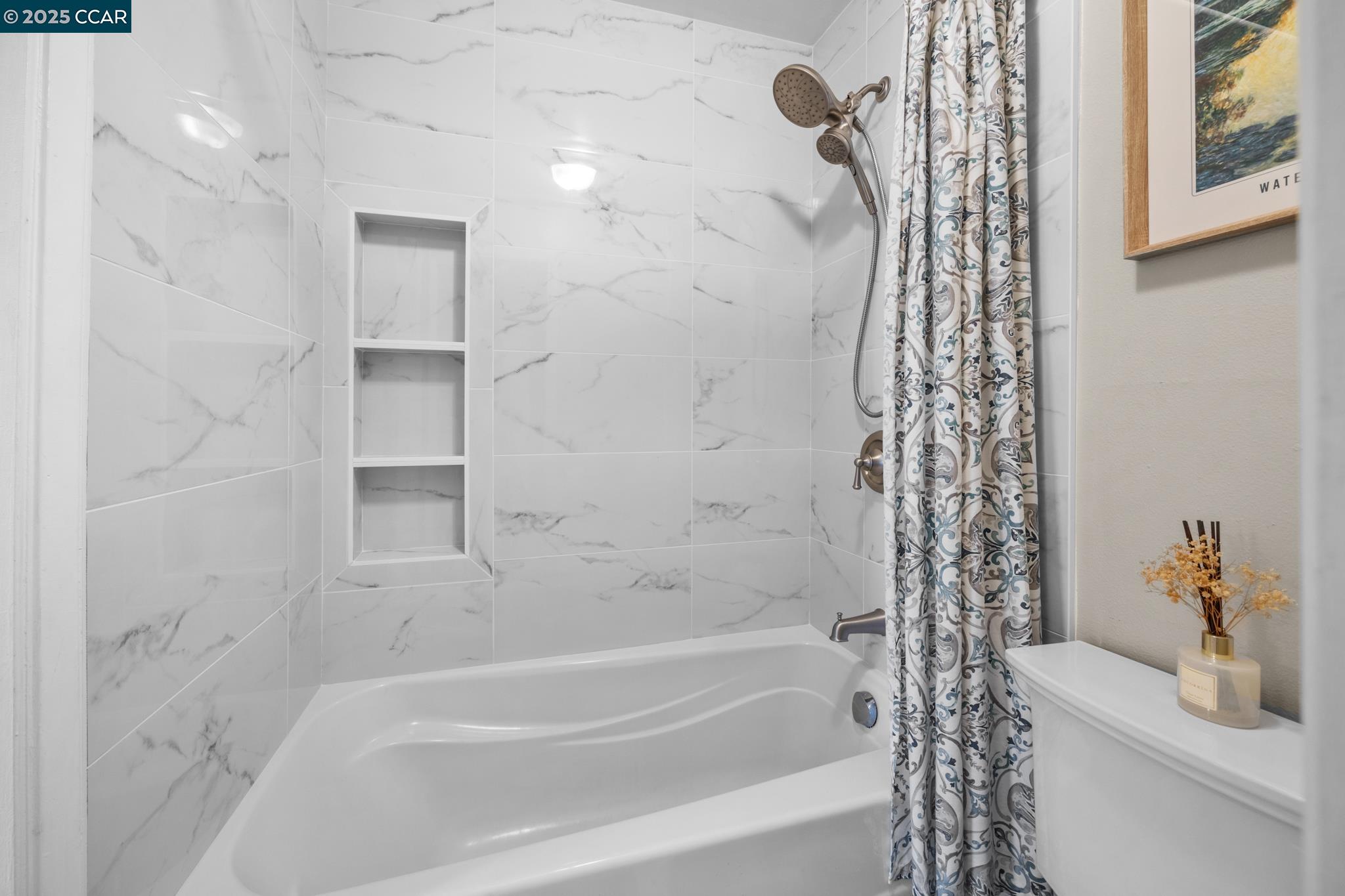 Detail Gallery Image 12 of 41 For 825 Oak Grove Rd #62,  Concord,  CA 94518 - 2 Beds | 1 Baths
