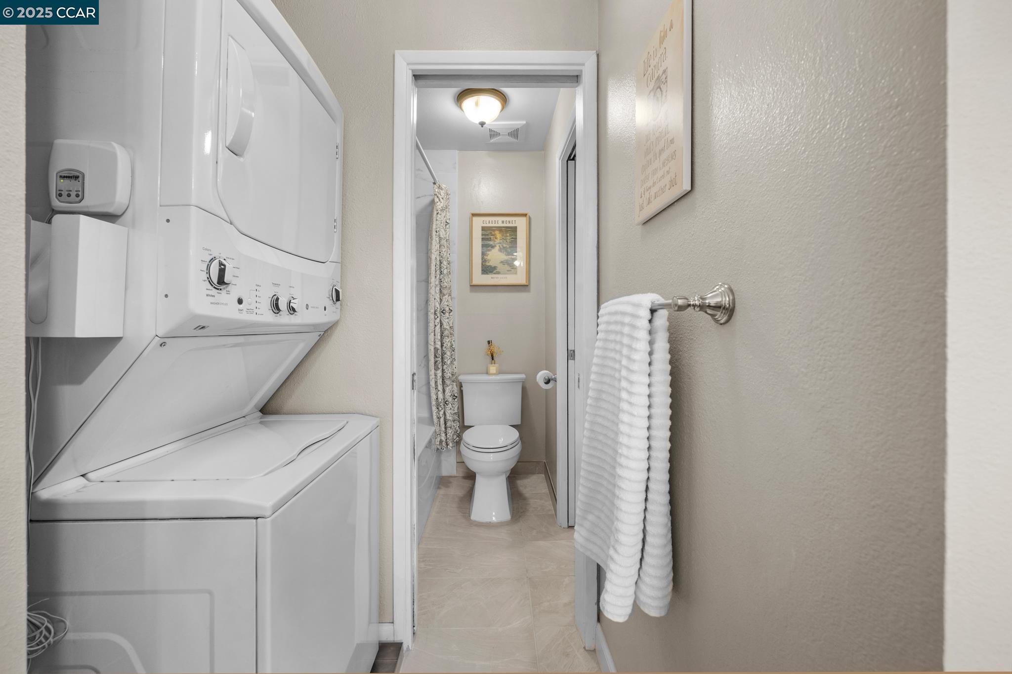Detail Gallery Image 14 of 41 For 825 Oak Grove Rd #62,  Concord,  CA 94518 - 2 Beds | 1 Baths