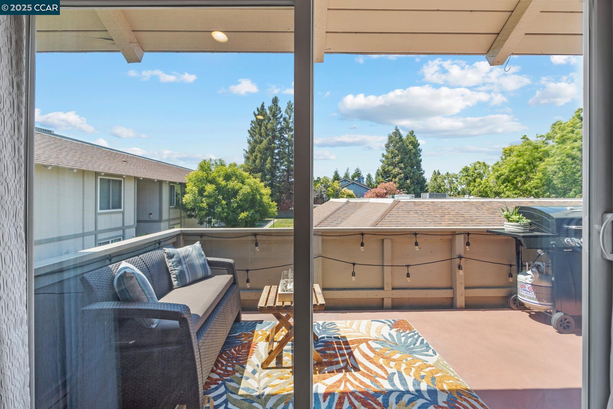 Detail Gallery Image 18 of 41 For 825 Oak Grove Rd #62,  Concord,  CA 94518 - 2 Beds | 1 Baths