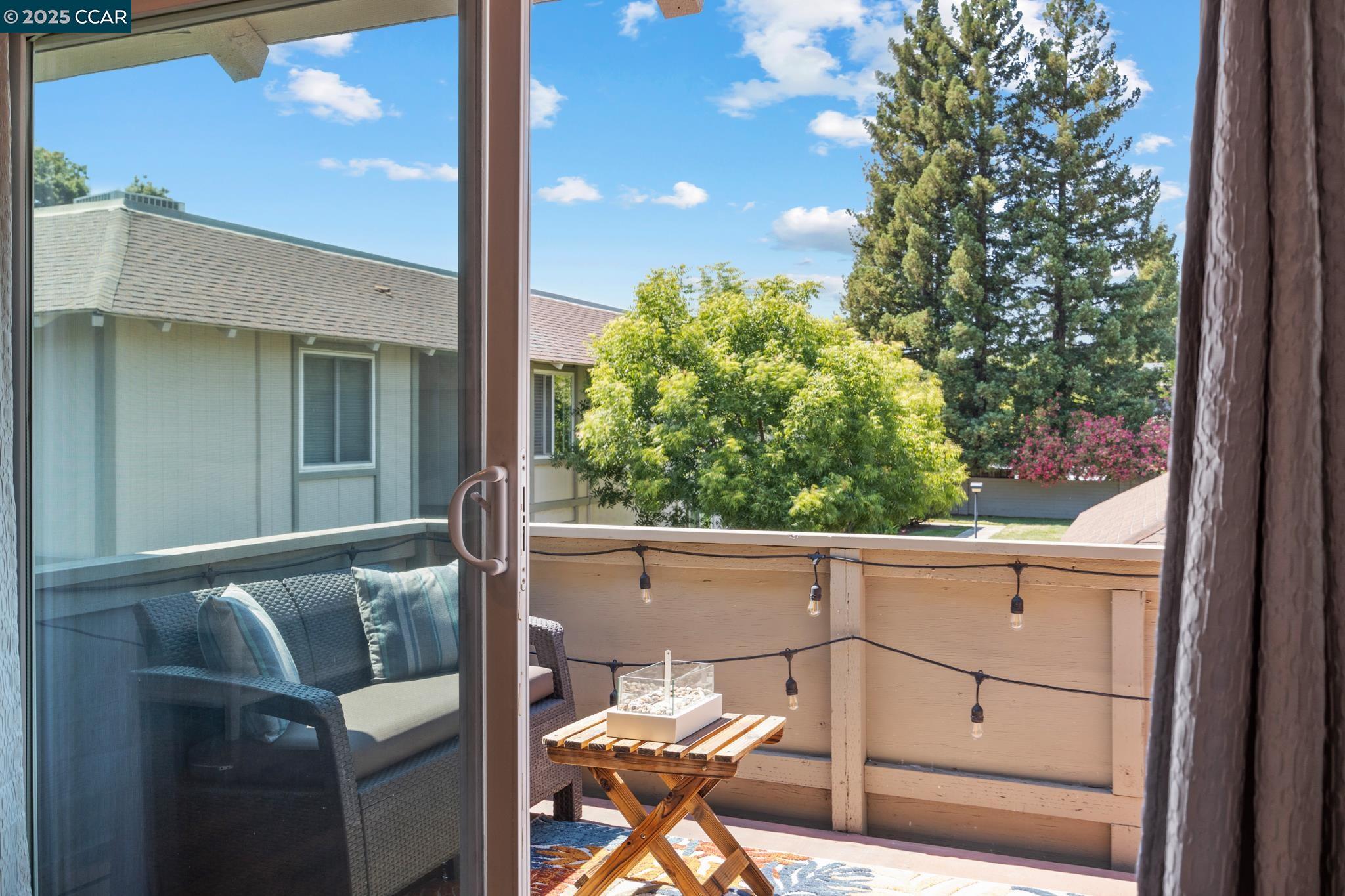 Detail Gallery Image 19 of 41 For 825 Oak Grove Rd #62,  Concord,  CA 94518 - 2 Beds | 1 Baths