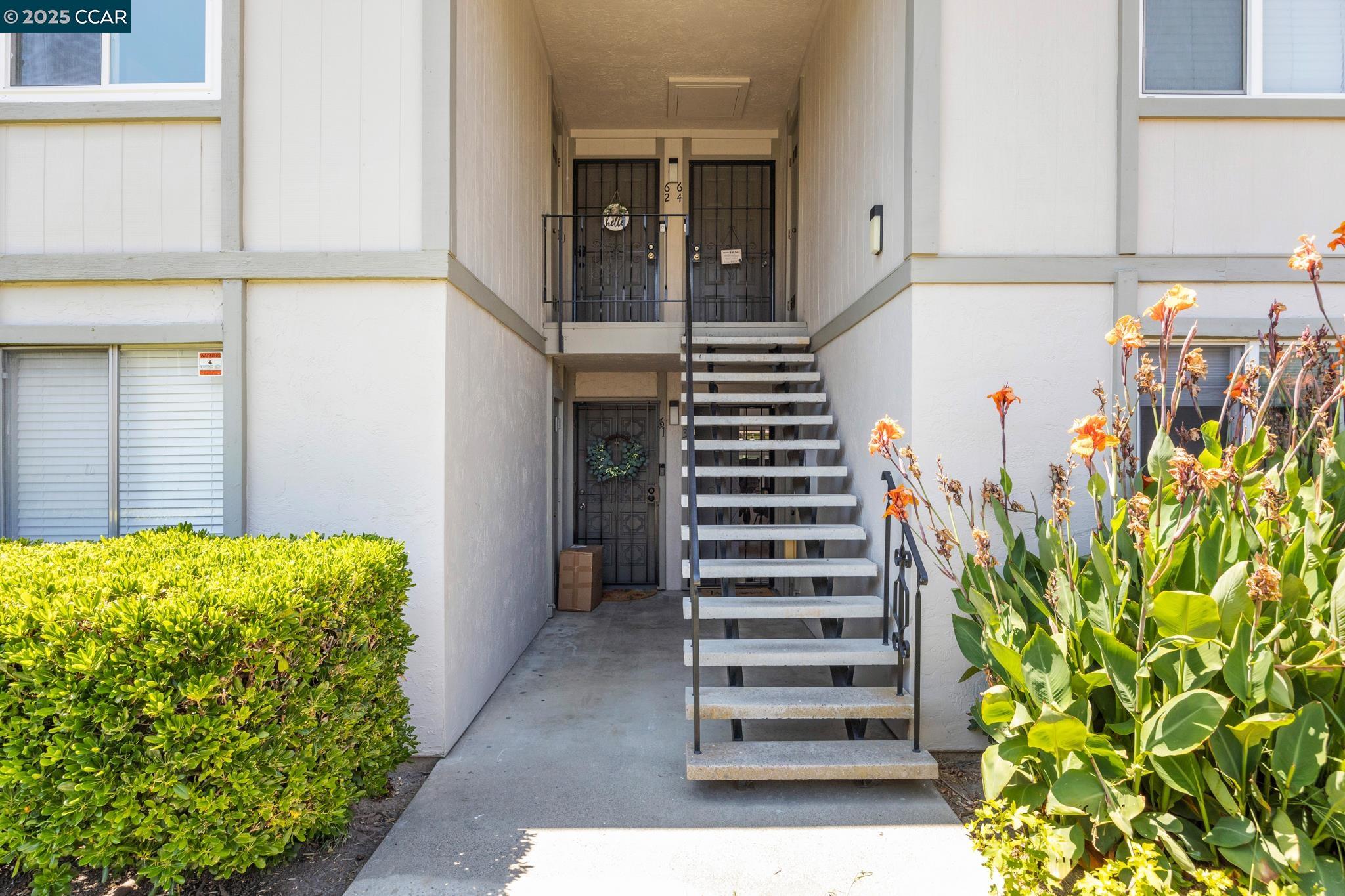 Detail Gallery Image 31 of 41 For 825 Oak Grove Rd #62,  Concord,  CA 94518 - 2 Beds | 1 Baths