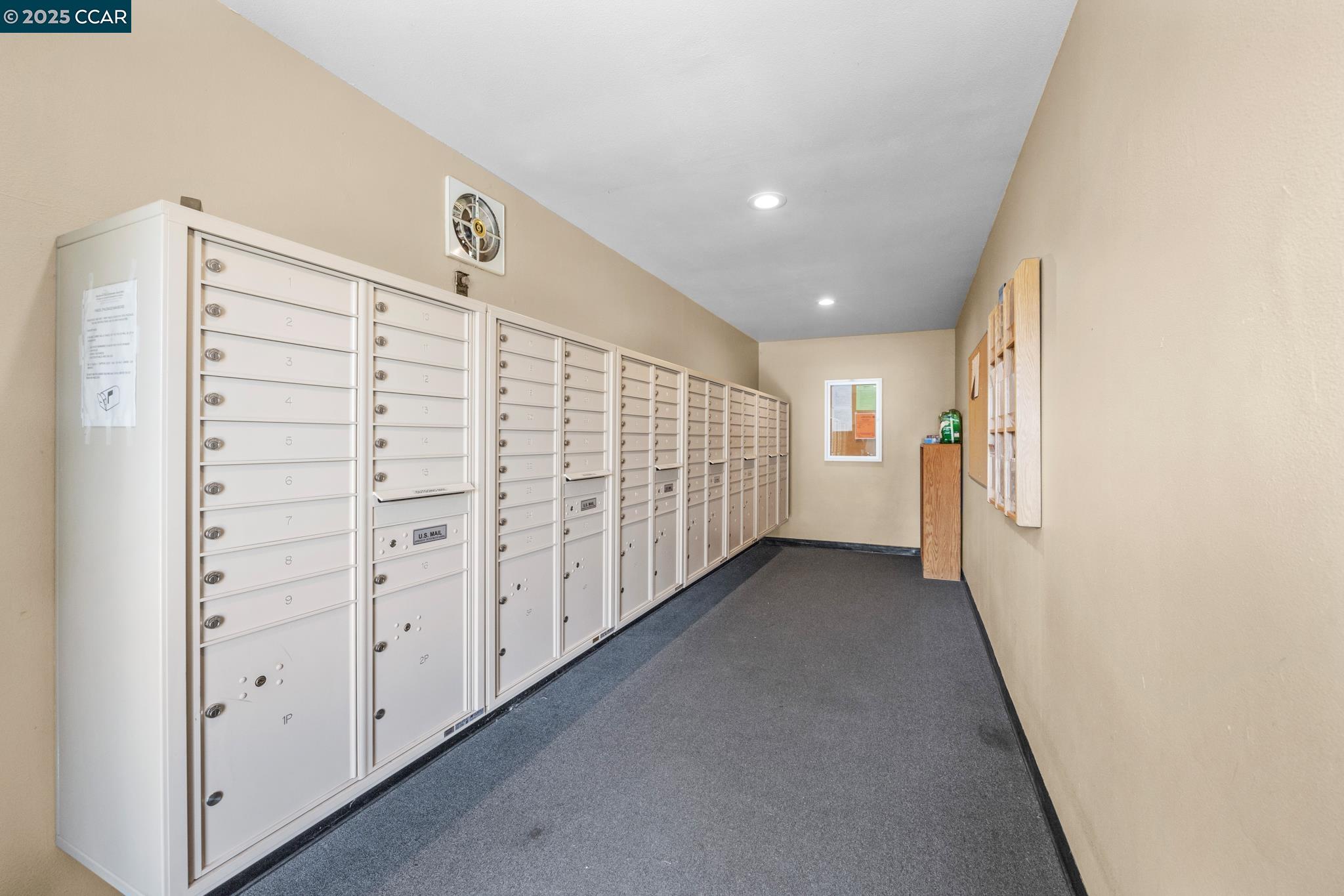Detail Gallery Image 37 of 41 For 825 Oak Grove Rd #62,  Concord,  CA 94518 - 2 Beds | 1 Baths