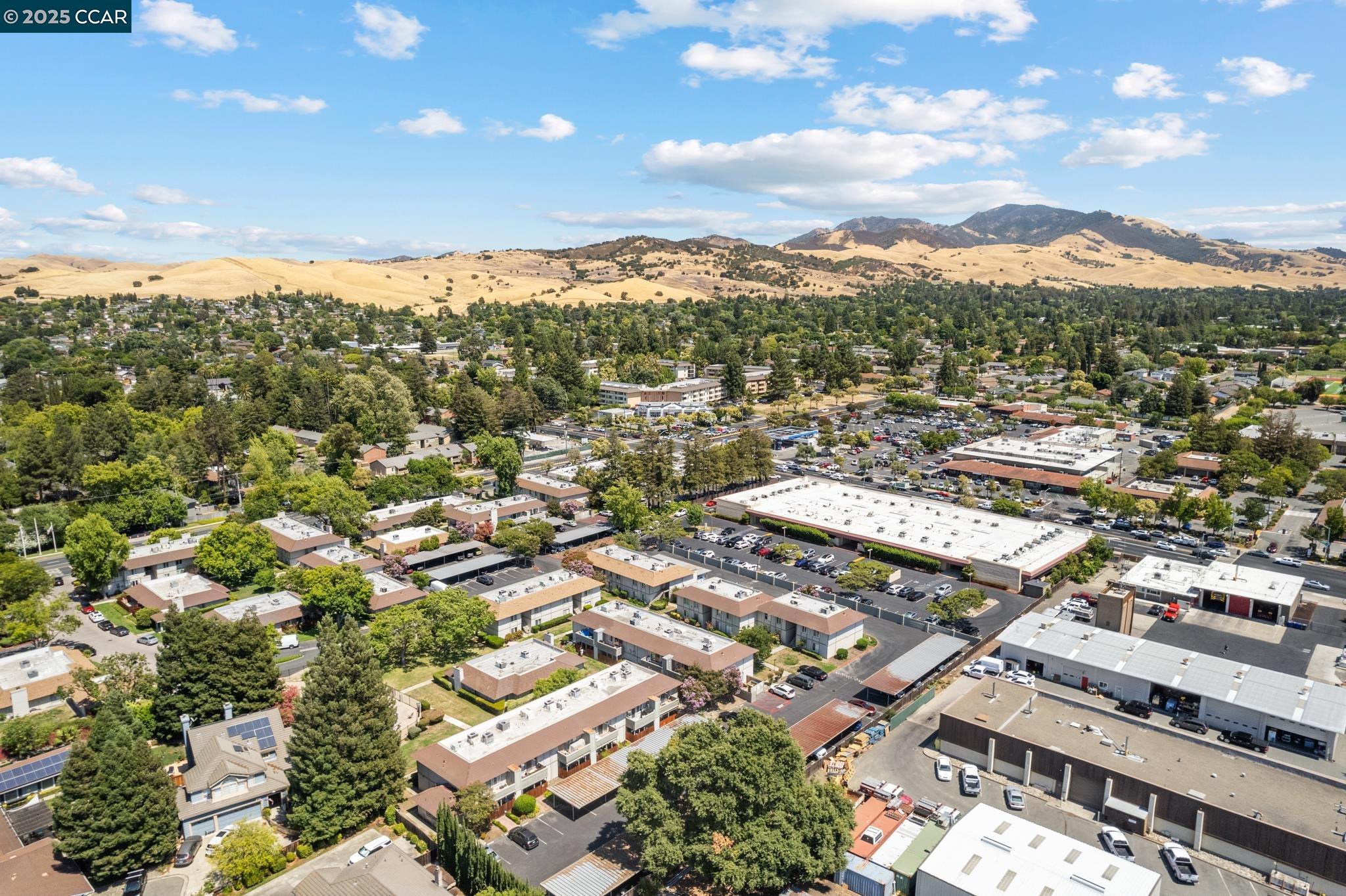 Detail Gallery Image 41 of 41 For 825 Oak Grove Rd #62,  Concord,  CA 94518 - 2 Beds | 1 Baths