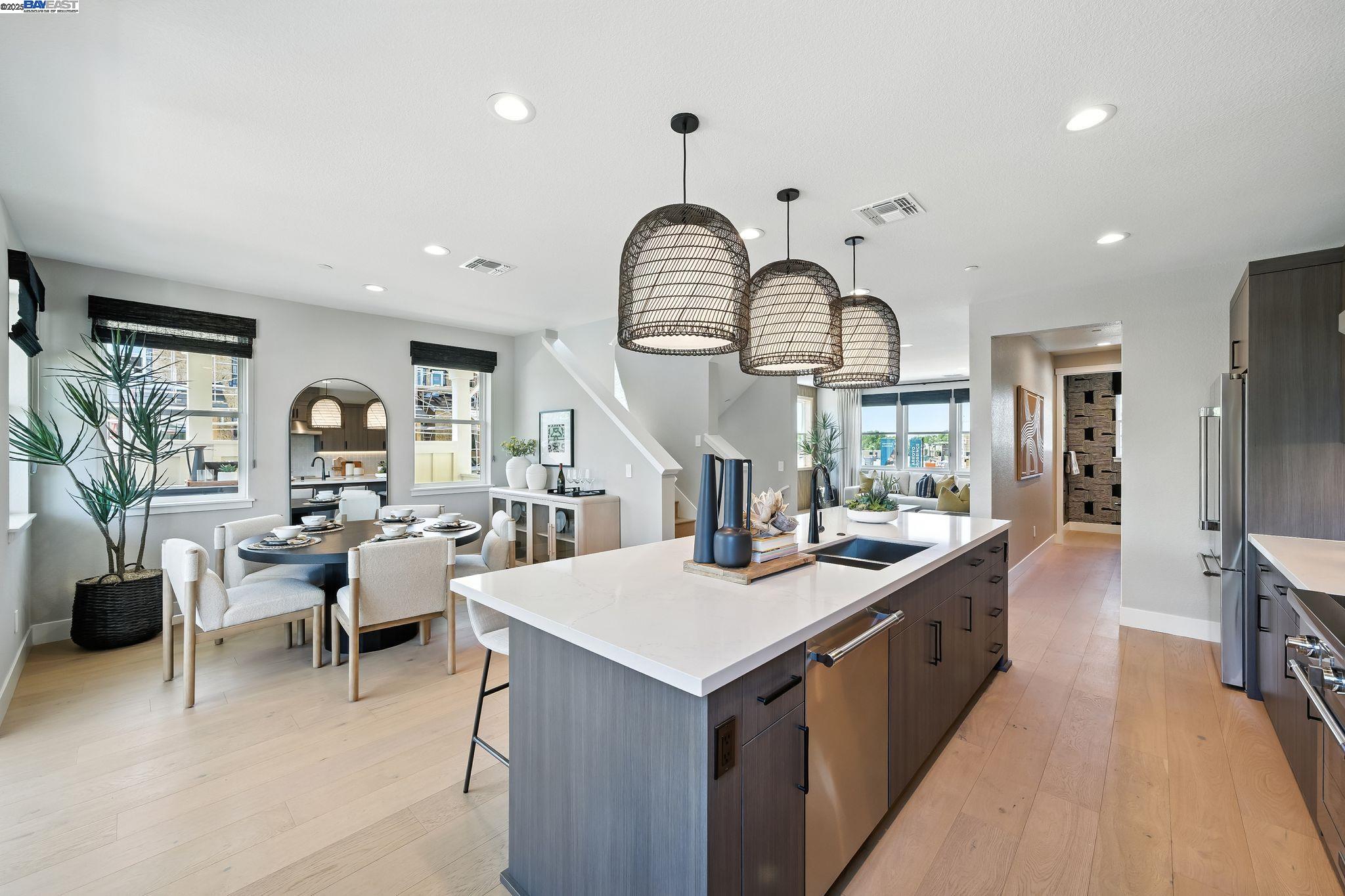 Detail Gallery Image 12 of 36 For 4707 Marengo Loop, Livermore,  CA 94551 - 4 Beds | 3/1 Baths