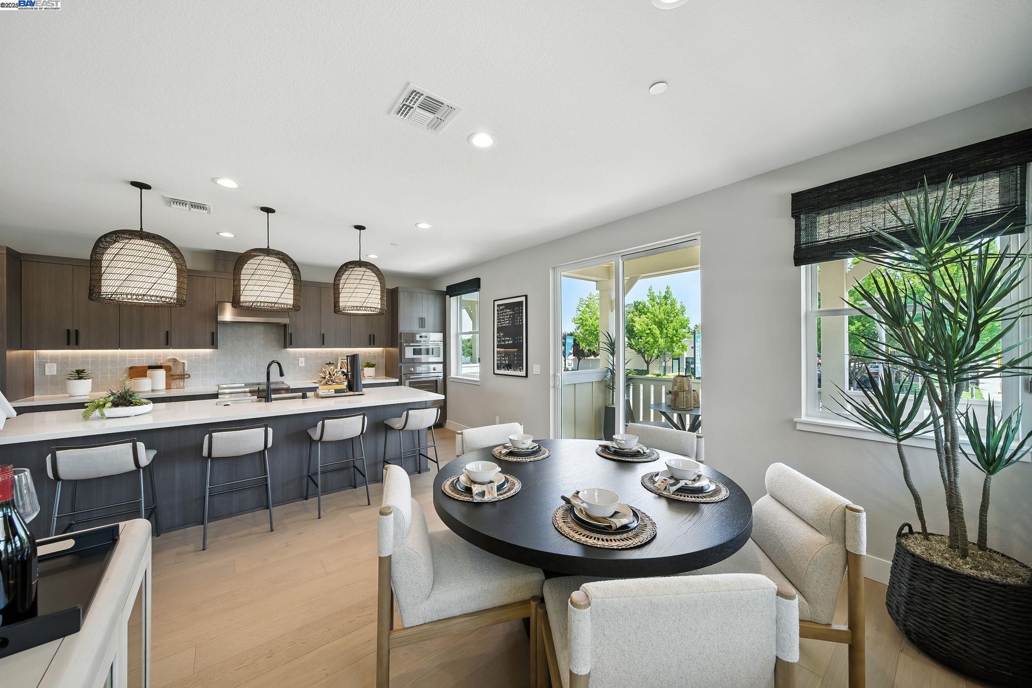 Detail Gallery Image 16 of 36 For 4707 Marengo Loop, Livermore,  CA 94551 - 4 Beds | 3/1 Baths