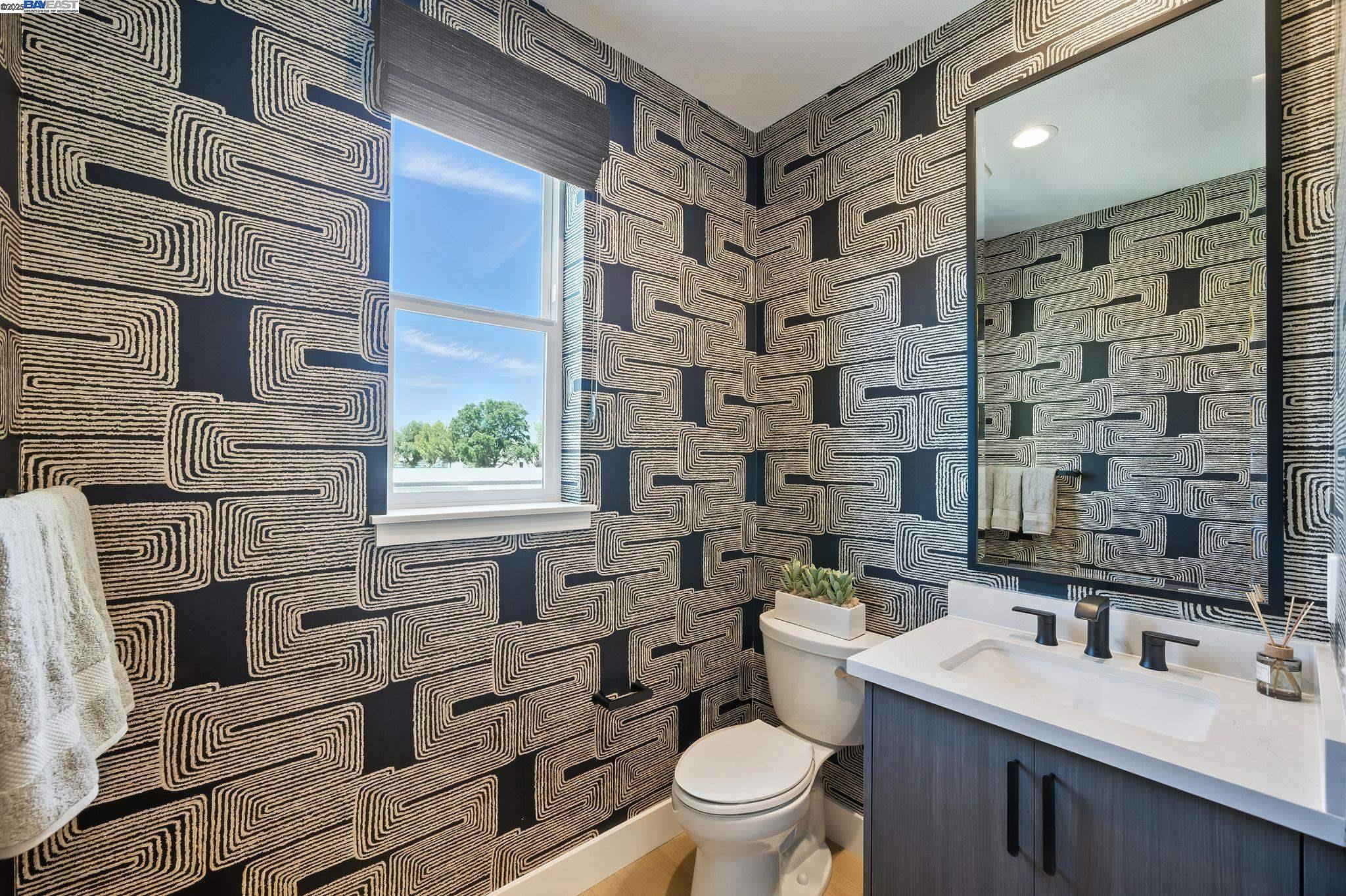 Detail Gallery Image 22 of 36 For 4707 Marengo Loop, Livermore,  CA 94551 - 4 Beds | 3/1 Baths