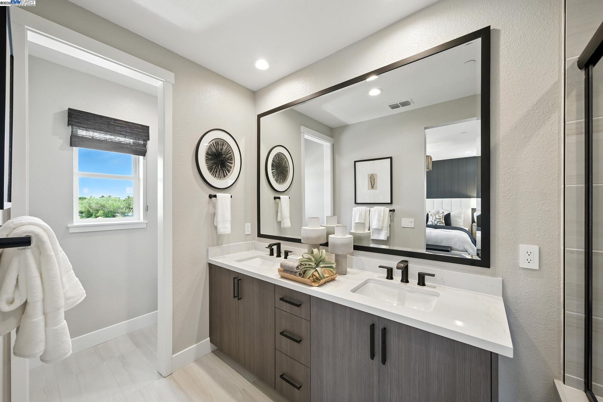 Detail Gallery Image 31 of 36 For 4707 Marengo Loop, Livermore,  CA 94551 - 4 Beds | 3/1 Baths