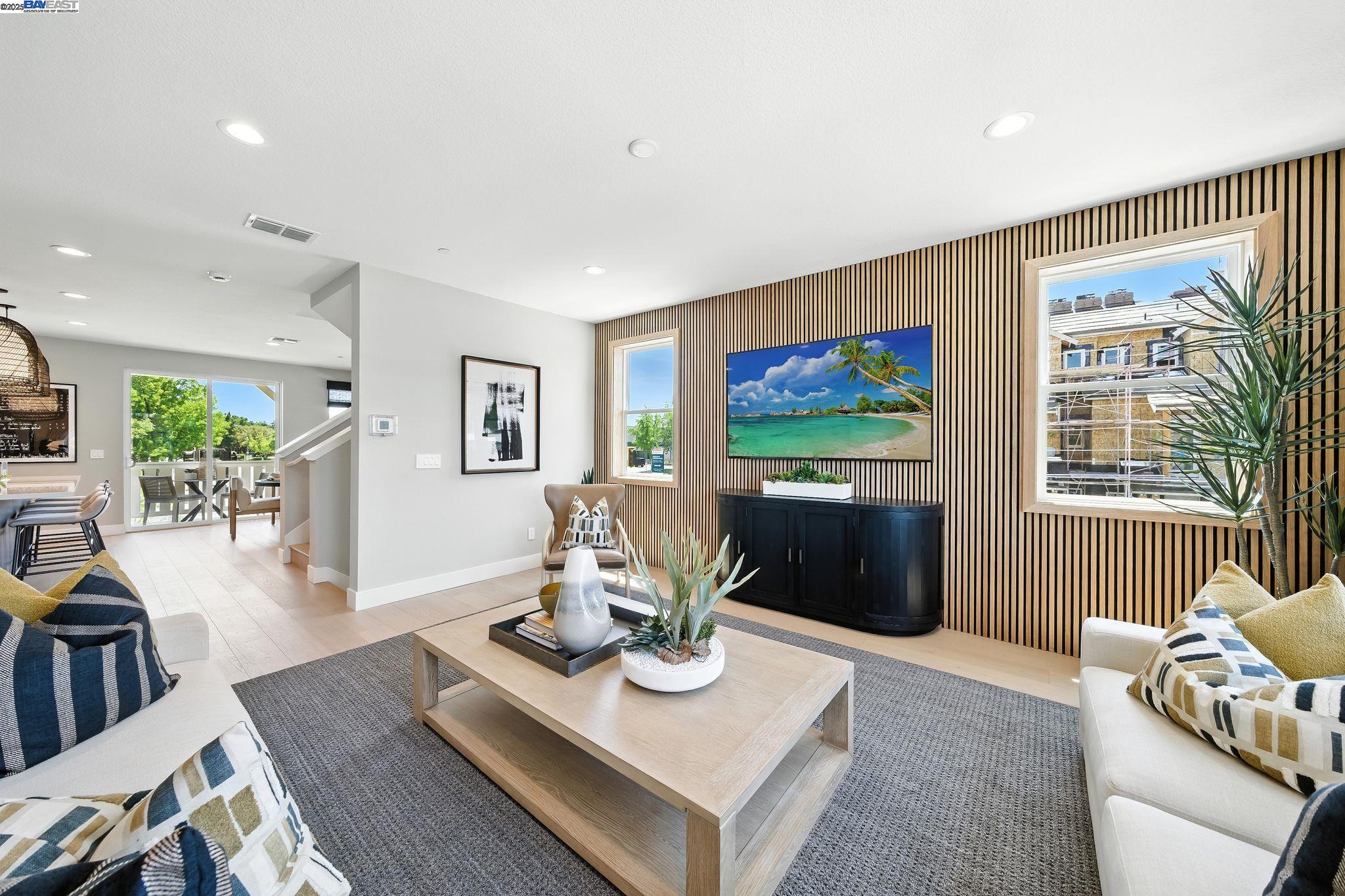 Detail Gallery Image 8 of 36 For 4707 Marengo Loop, Livermore,  CA 94551 - 4 Beds | 3/1 Baths