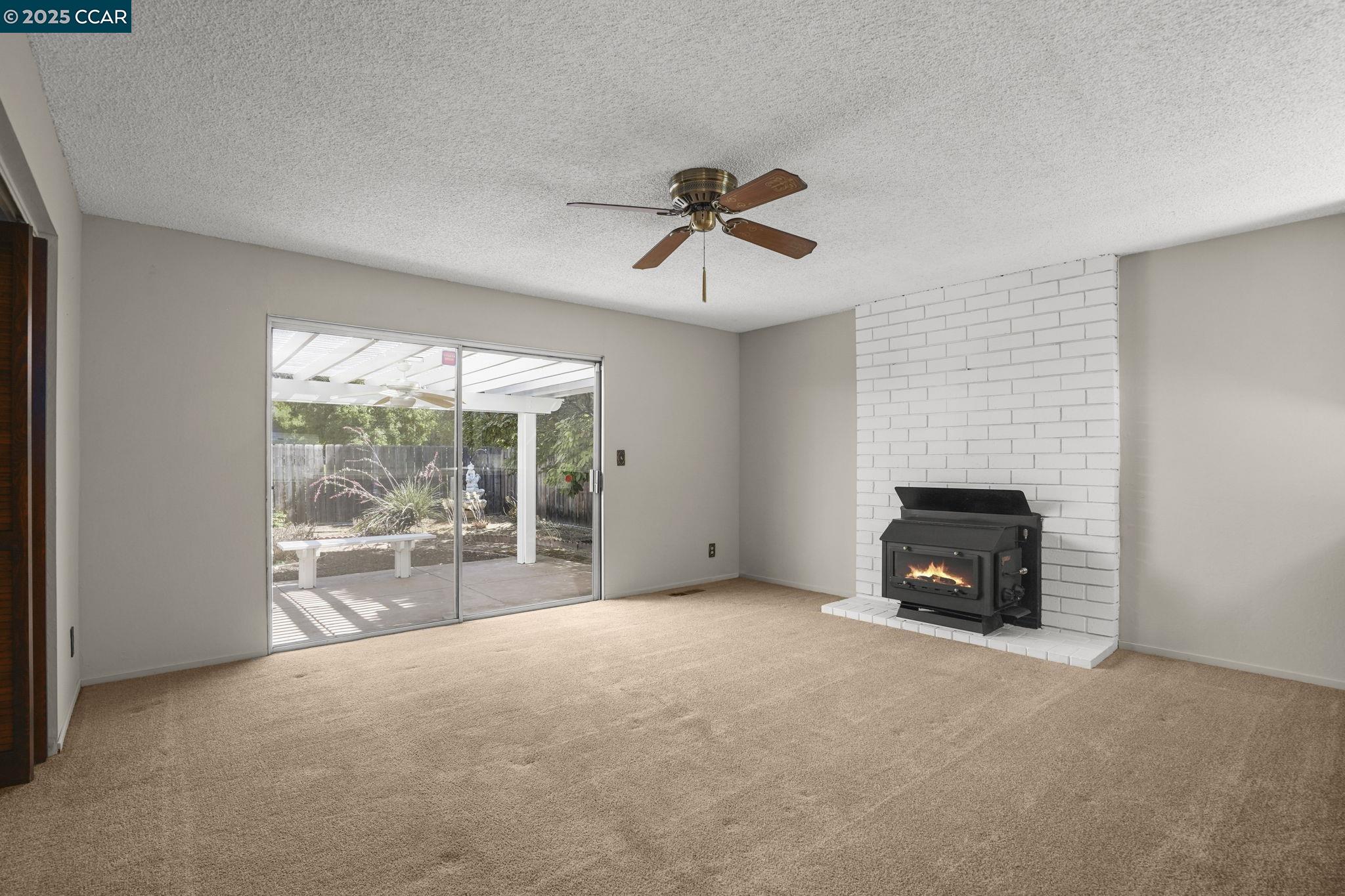 Detail Gallery Image 5 of 27 For 683 Southwood Drive, Brentwood,  CA 94513-1547 - 3 Beds | 2 Baths
