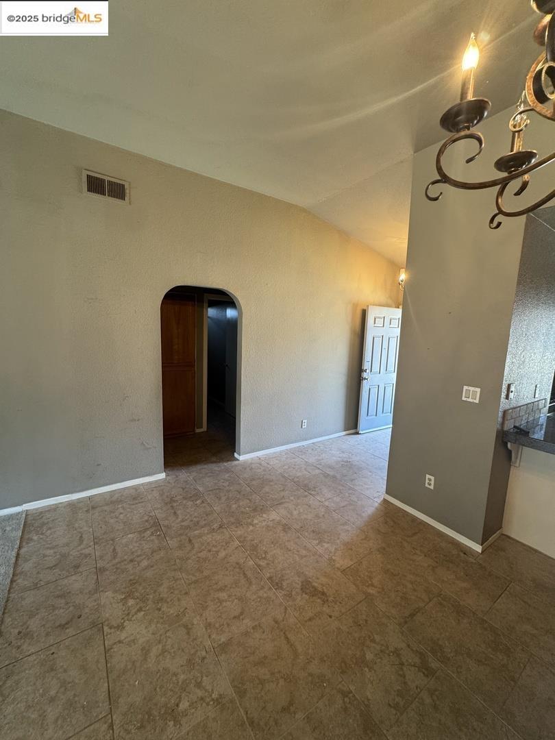 Detail Gallery Image 14 of 26 For 8008 Wagner Ct, Antelope,  CA 95843 - 2 Beds | 2 Baths