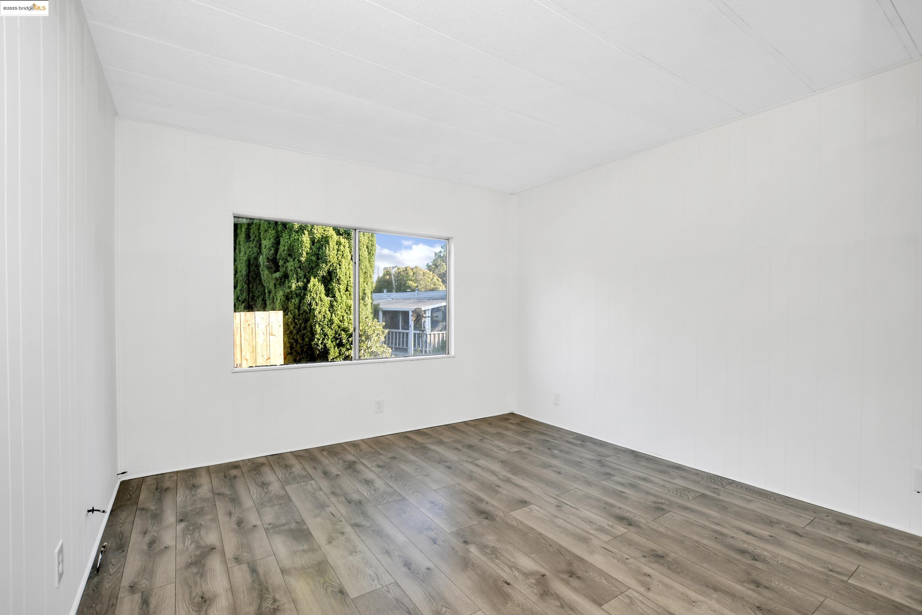 Detail Gallery Image 19 of 35 For 123 Phyllis Ct #123,  Vallejo,  CA 94590 - 3 Beds | 2 Baths