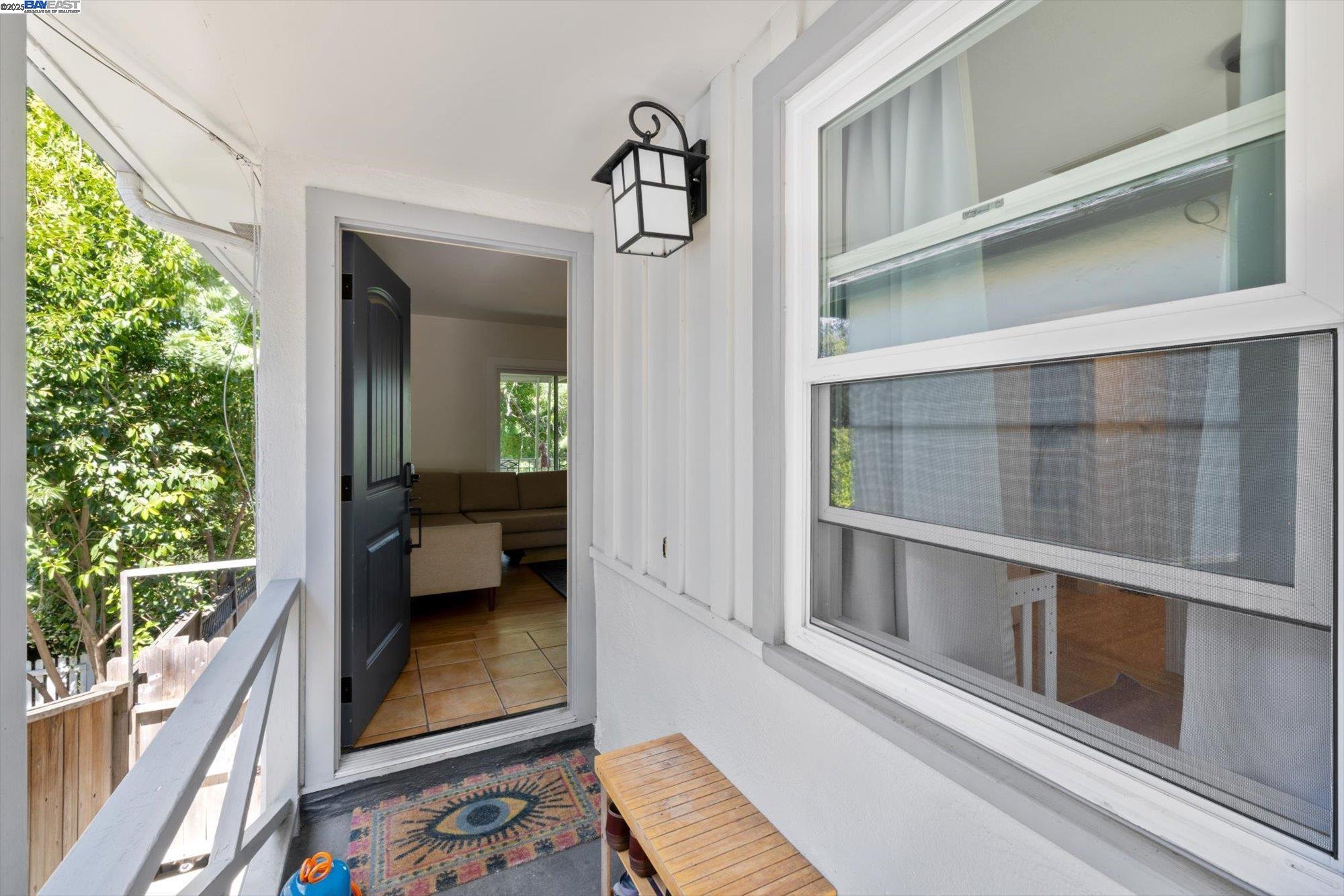 Detail Gallery Image 2 of 60 For 3412 Wyman St, Oakland,  CA 94619 - 3 Beds | 2 Baths