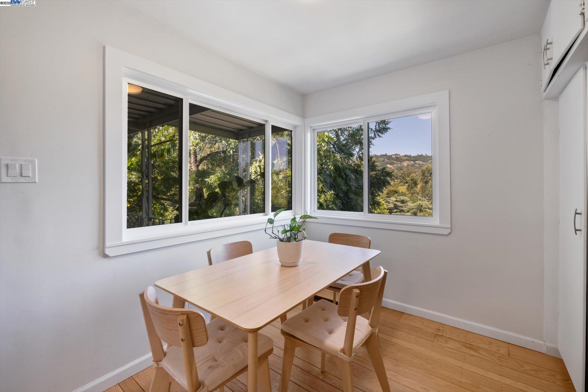 Detail Gallery Image 11 of 60 For 3412 Wyman St, Oakland,  CA 94619 - 3 Beds | 2 Baths