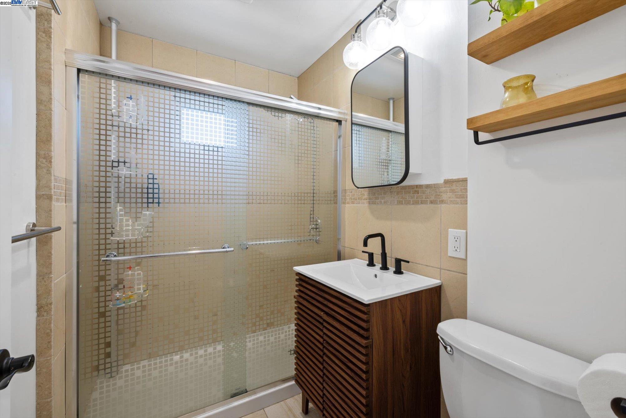 Detail Gallery Image 16 of 60 For 3412 Wyman St, Oakland,  CA 94619 - 3 Beds | 2 Baths