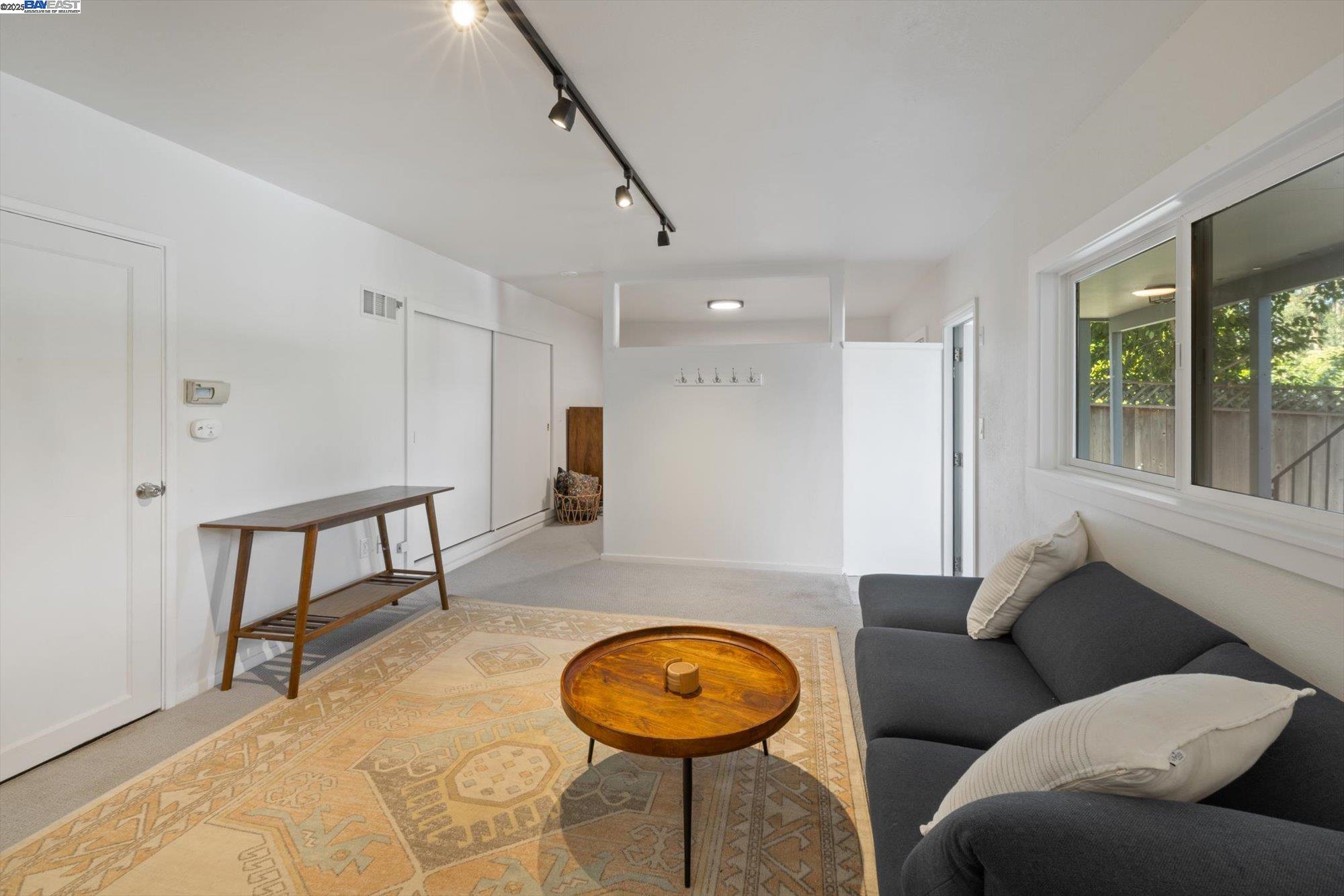 Detail Gallery Image 31 of 60 For 3412 Wyman St, Oakland,  CA 94619 - 3 Beds | 2 Baths
