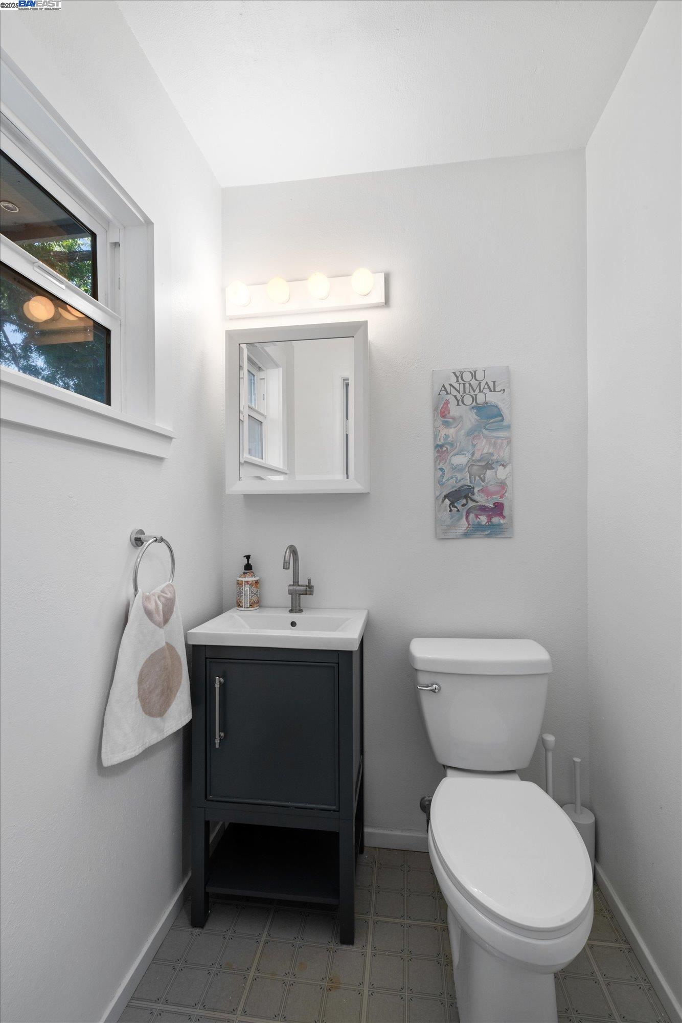 Detail Gallery Image 34 of 60 For 3412 Wyman St, Oakland,  CA 94619 - 3 Beds | 2 Baths