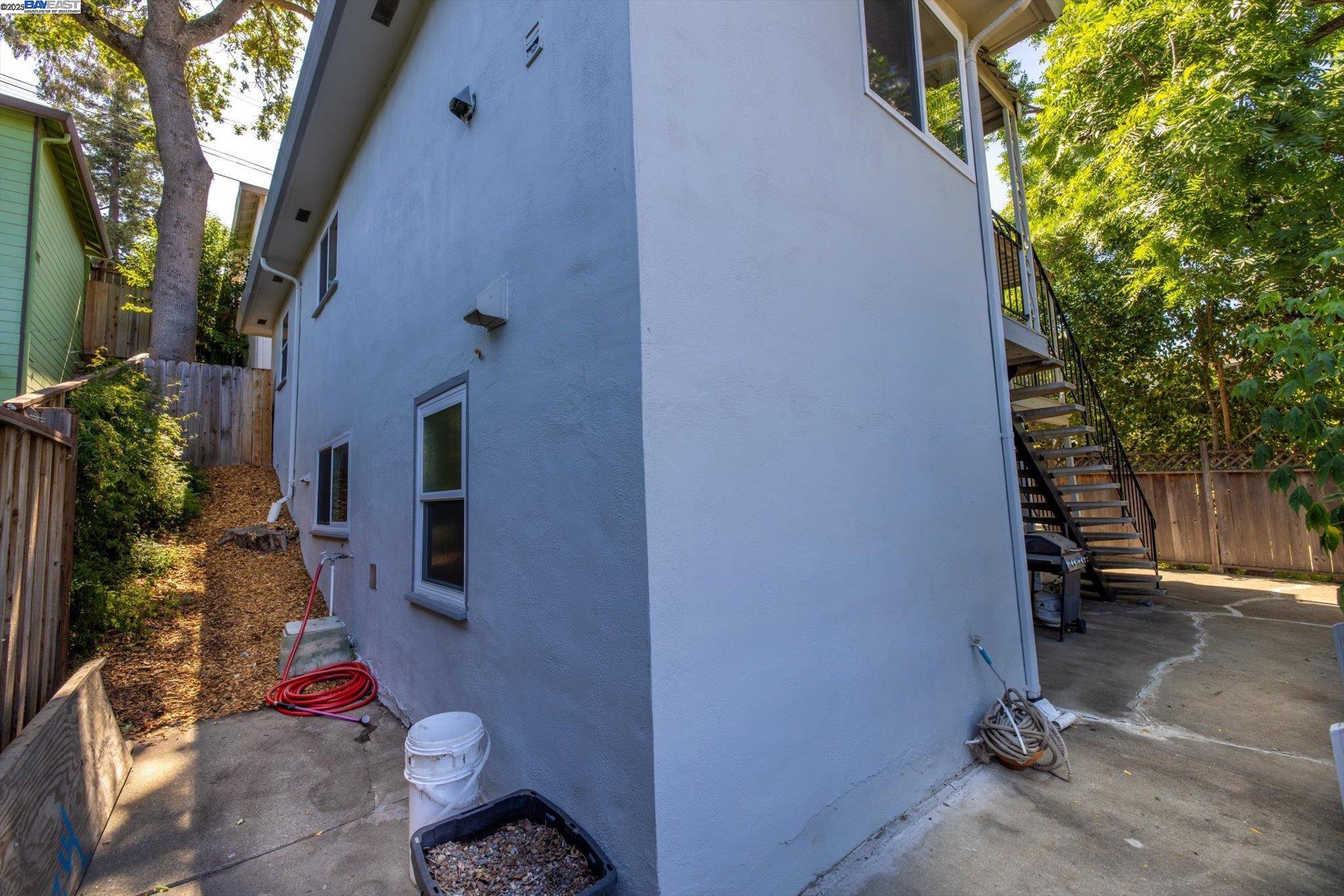 Detail Gallery Image 37 of 60 For 3412 Wyman St, Oakland,  CA 94619 - 3 Beds | 2 Baths