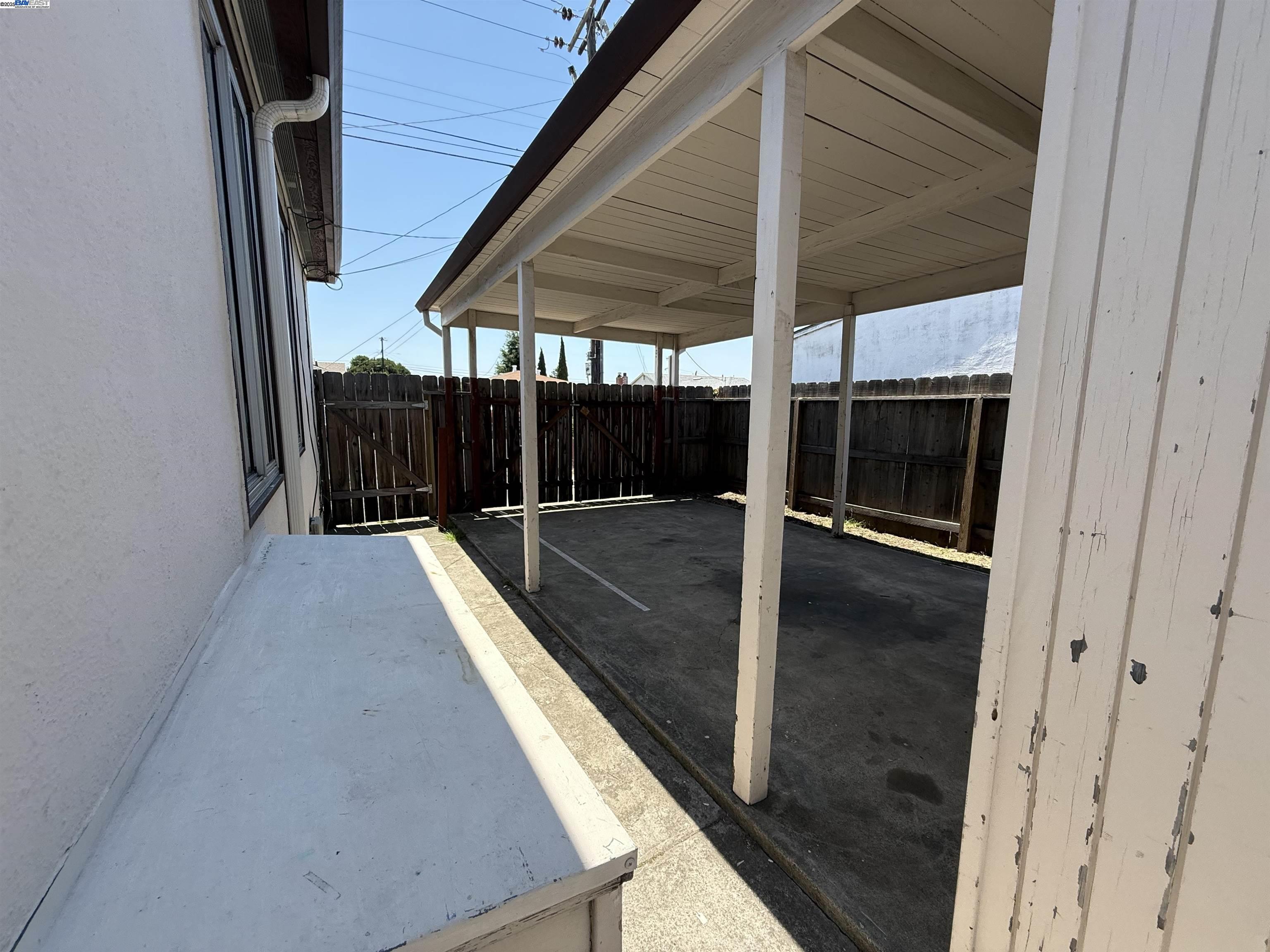 Detail Gallery Image 14 of 15 For 14835 Farnsworth St, San Leandro,  CA 94579 - 3 Beds | 2 Baths