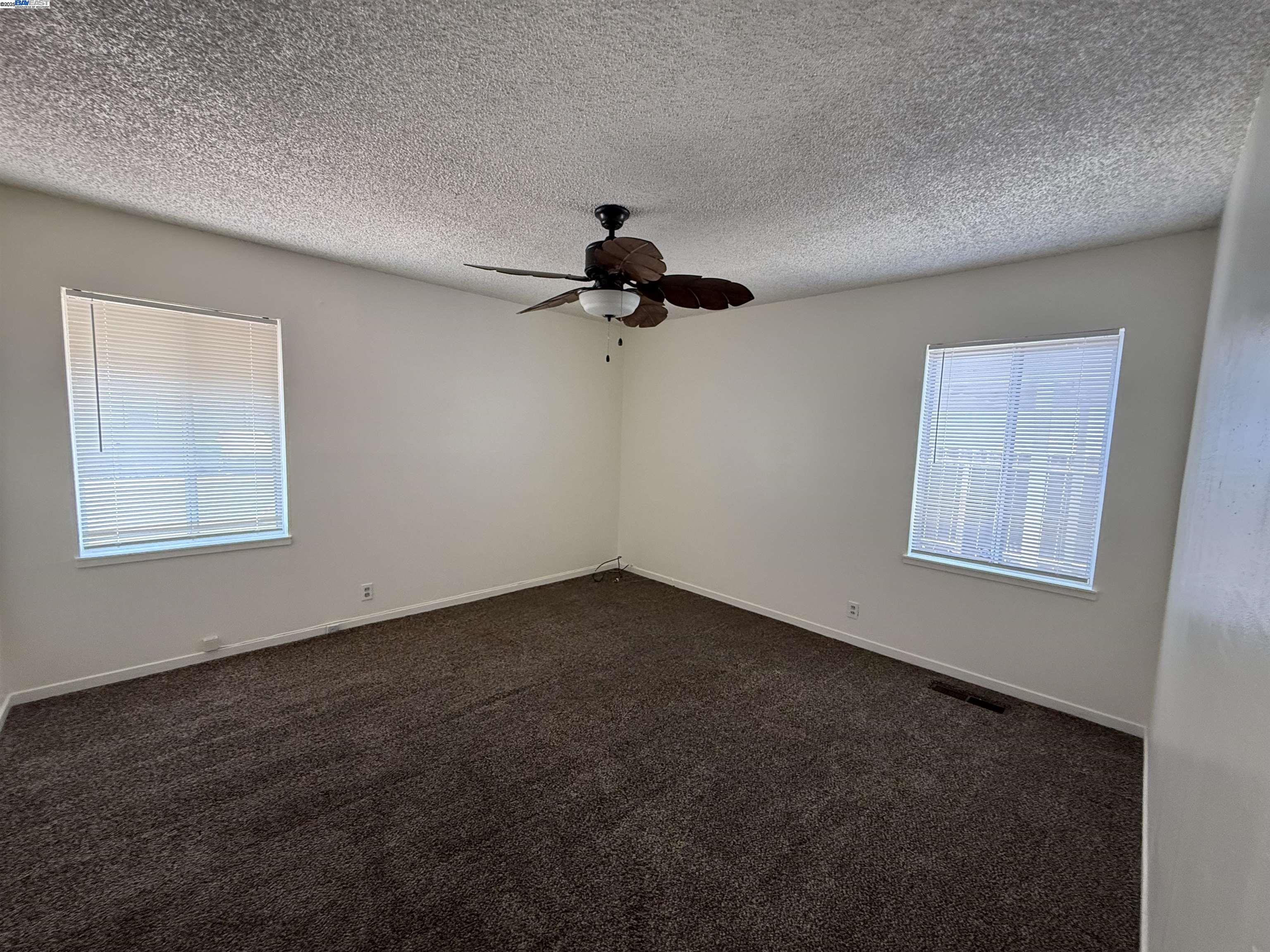 Detail Gallery Image 10 of 15 For 14835 Farnsworth St, San Leandro,  CA 94579 - 3 Beds | 2 Baths