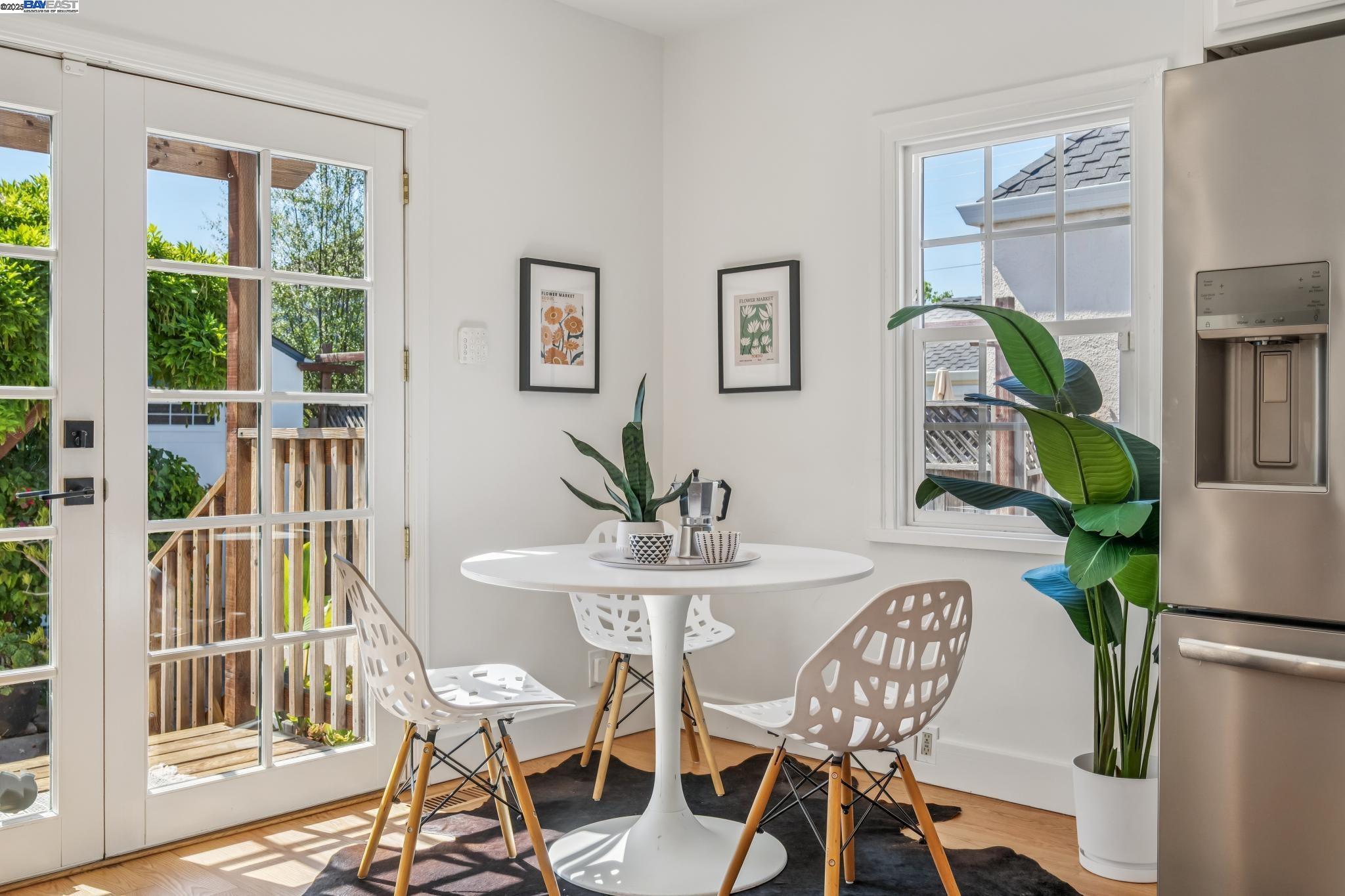 Detail Gallery Image 17 of 46 For 1712 Broadway, Alameda,  CA 94501 - 3 Beds | 2 Baths