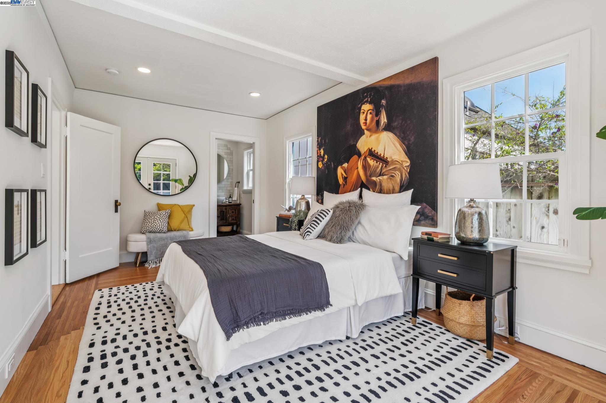 Detail Gallery Image 21 of 46 For 1712 Broadway, Alameda,  CA 94501 - 3 Beds | 2 Baths