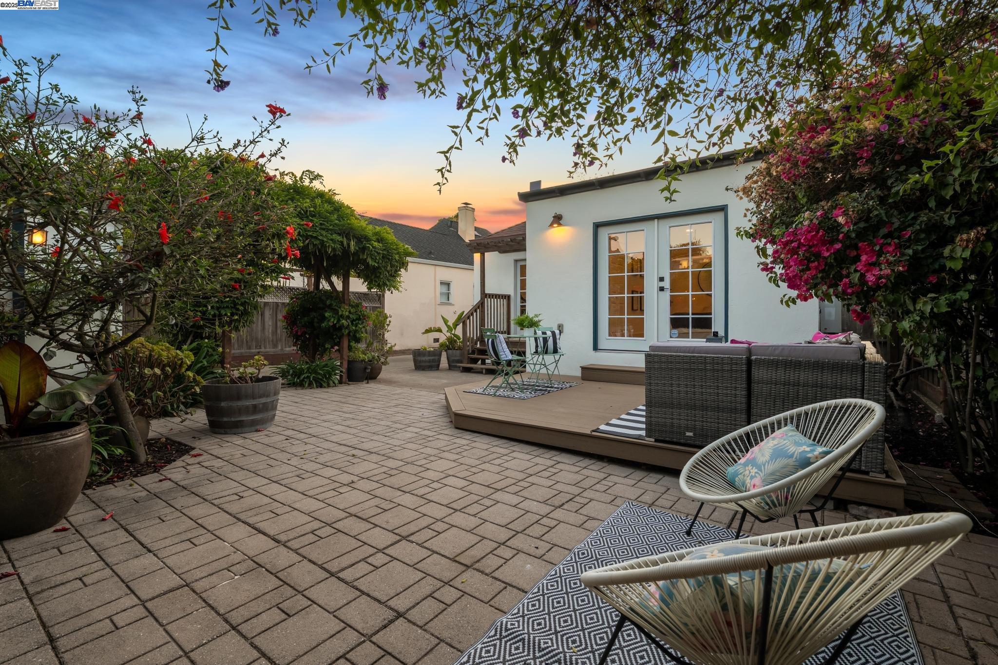 Detail Gallery Image 42 of 46 For 1712 Broadway, Alameda,  CA 94501 - 3 Beds | 2 Baths