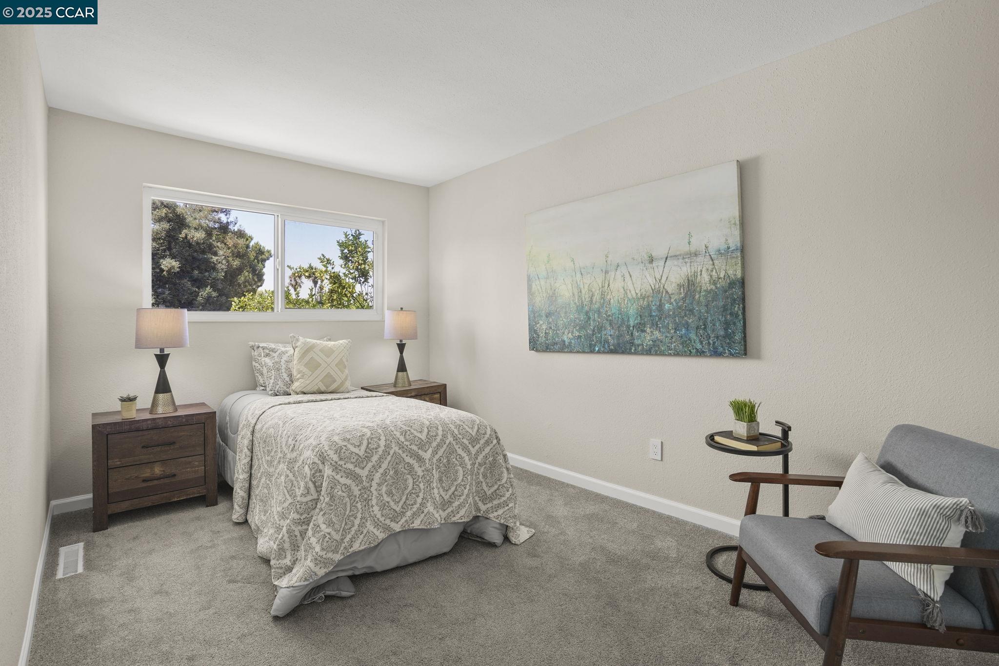 Detail Gallery Image 12 of 24 For 1879 Saint Phillip Ct, Concord,  CA 94519 - 4 Beds | 2/1 Baths