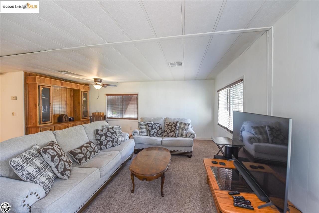 Detail Gallery Image 21 of 53 For 22440 Gunsight Rd, Sonora,  CA 95370-9351 - 2 Beds | 2 Baths