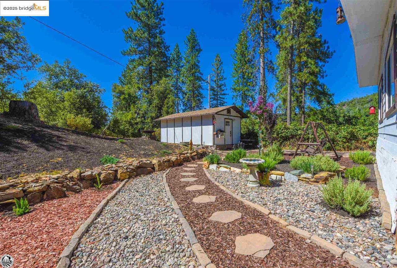 Detail Gallery Image 38 of 53 For 22440 Gunsight Rd, Sonora,  CA 95370-9351 - 2 Beds | 2 Baths
