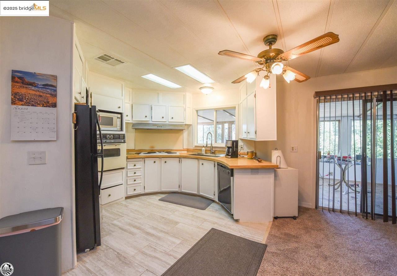 Detail Gallery Image 10 of 53 For 22440 Gunsight Rd, Sonora,  CA 95370-9351 - 2 Beds | 2 Baths