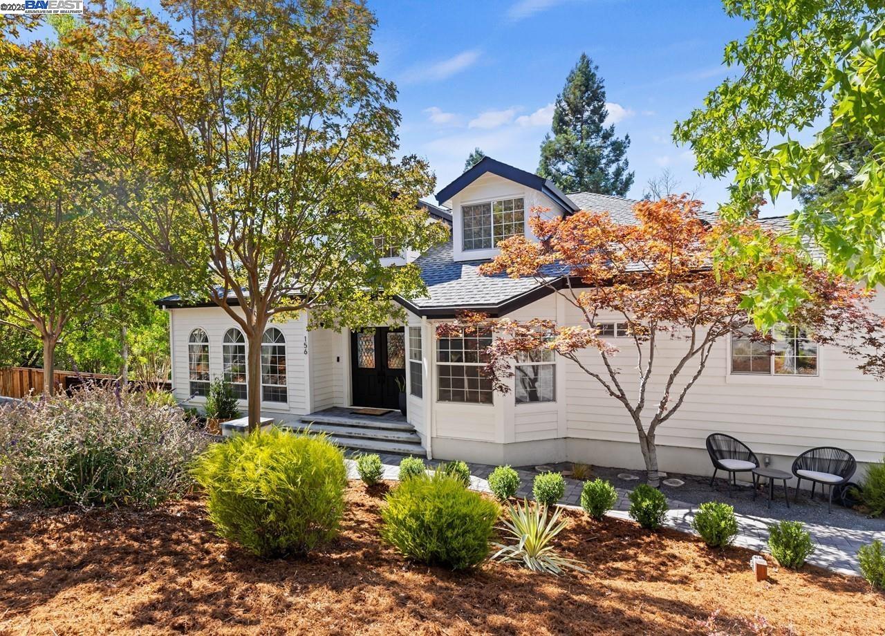 Detail Gallery Image 2 of 60 For 156 Del Monte Dr, Walnut Creek,  CA 94595 - 4 Beds | 4 Baths