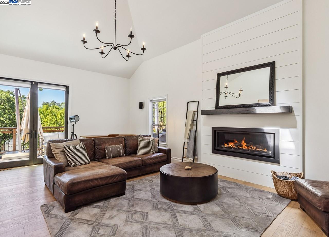 Detail Gallery Image 19 of 60 For 156 Del Monte Dr, Walnut Creek,  CA 94595 - 4 Beds | 4 Baths